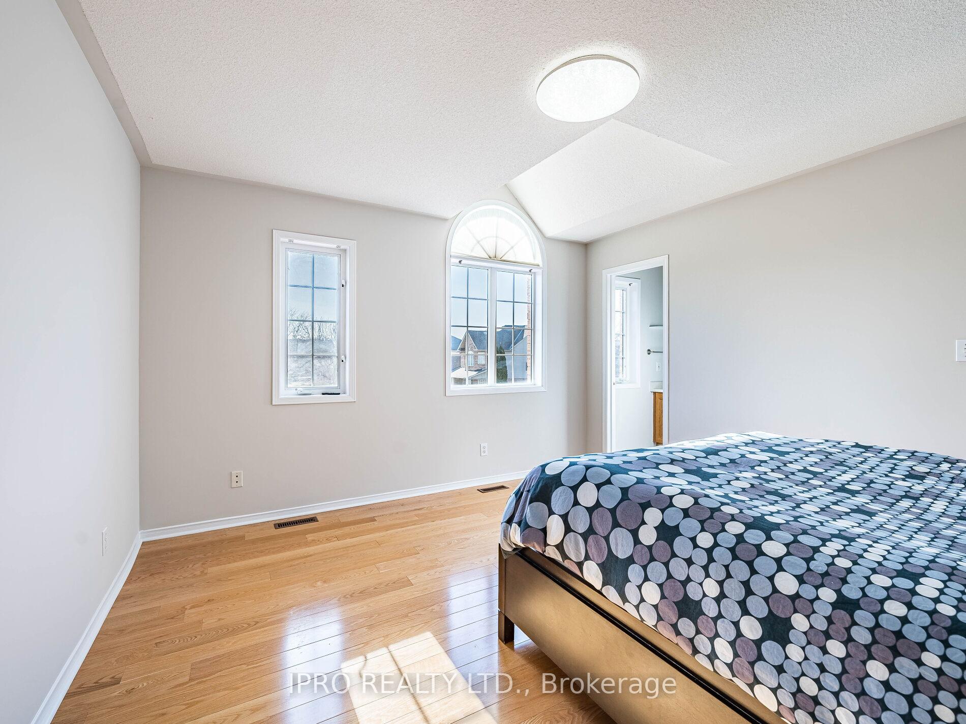 Photo 23 of 5 Reynolds Avenue, New Tecumseth, Beeton — HOMEH