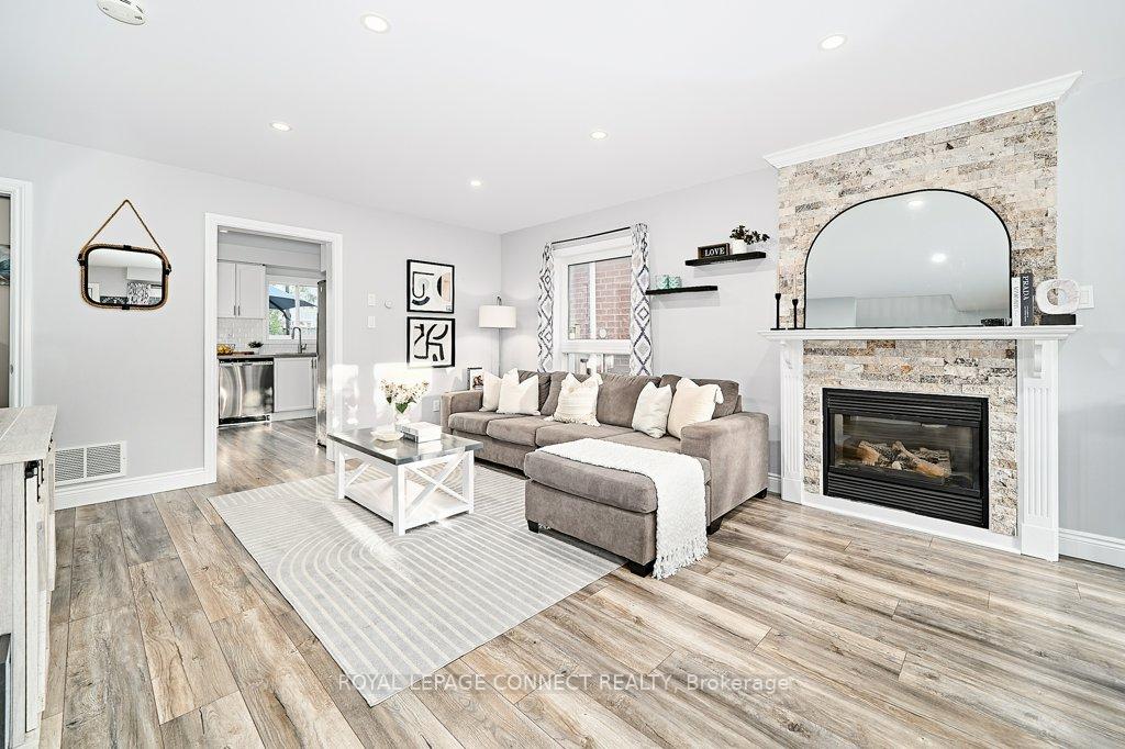 Photo 9 of 1373 Dumont Street, Oshawa, Taunton — HOMEH