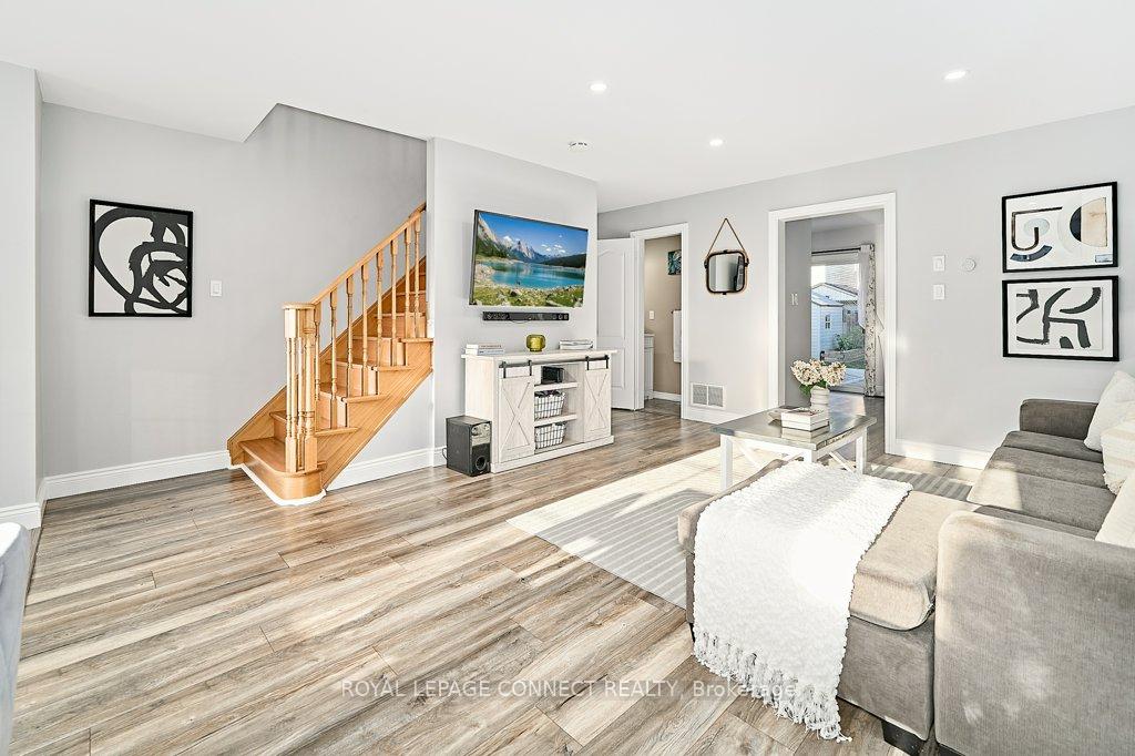Photo 11 of 1373 Dumont Street, Oshawa, Taunton — HOMEH