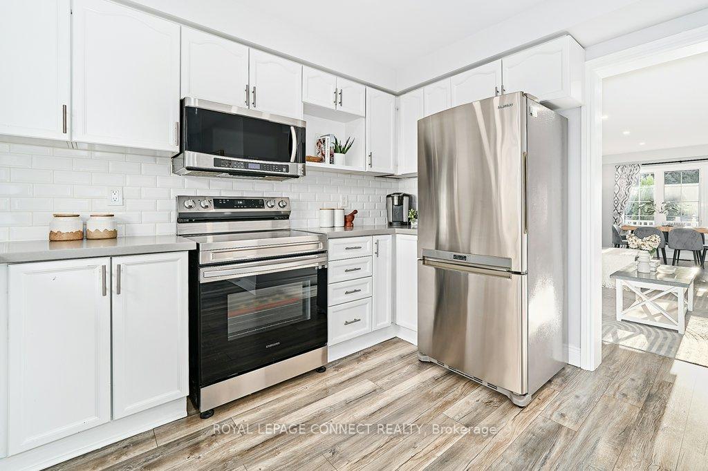 Photo 14 of 1373 Dumont Street, Oshawa, Taunton — HOMEH