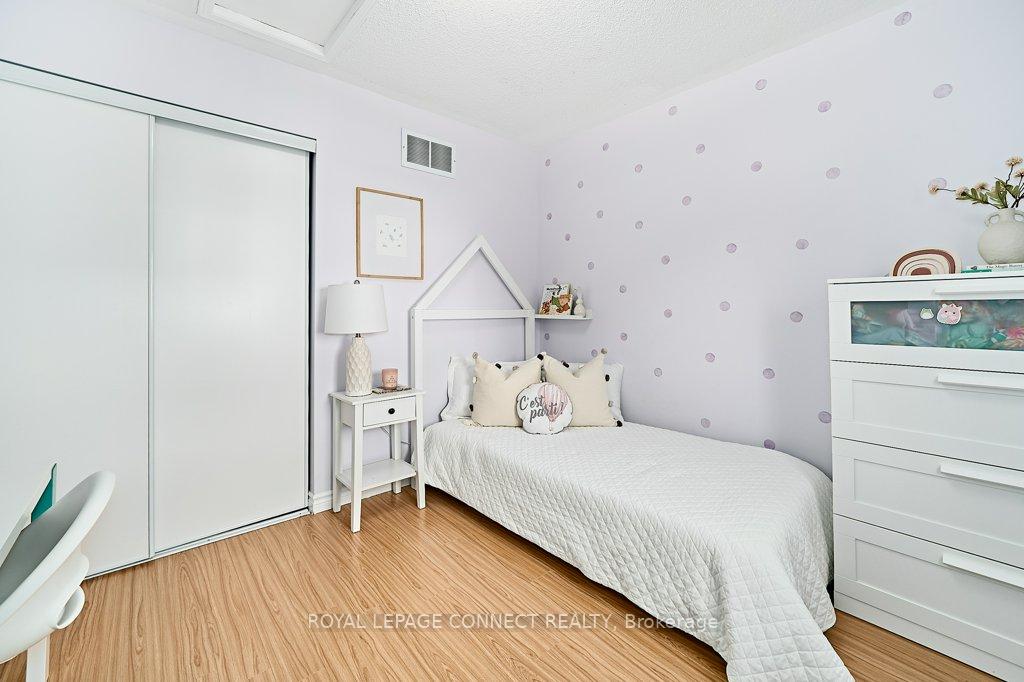 Photo 21 of 1373 Dumont Street, Oshawa, Taunton — HOMEH