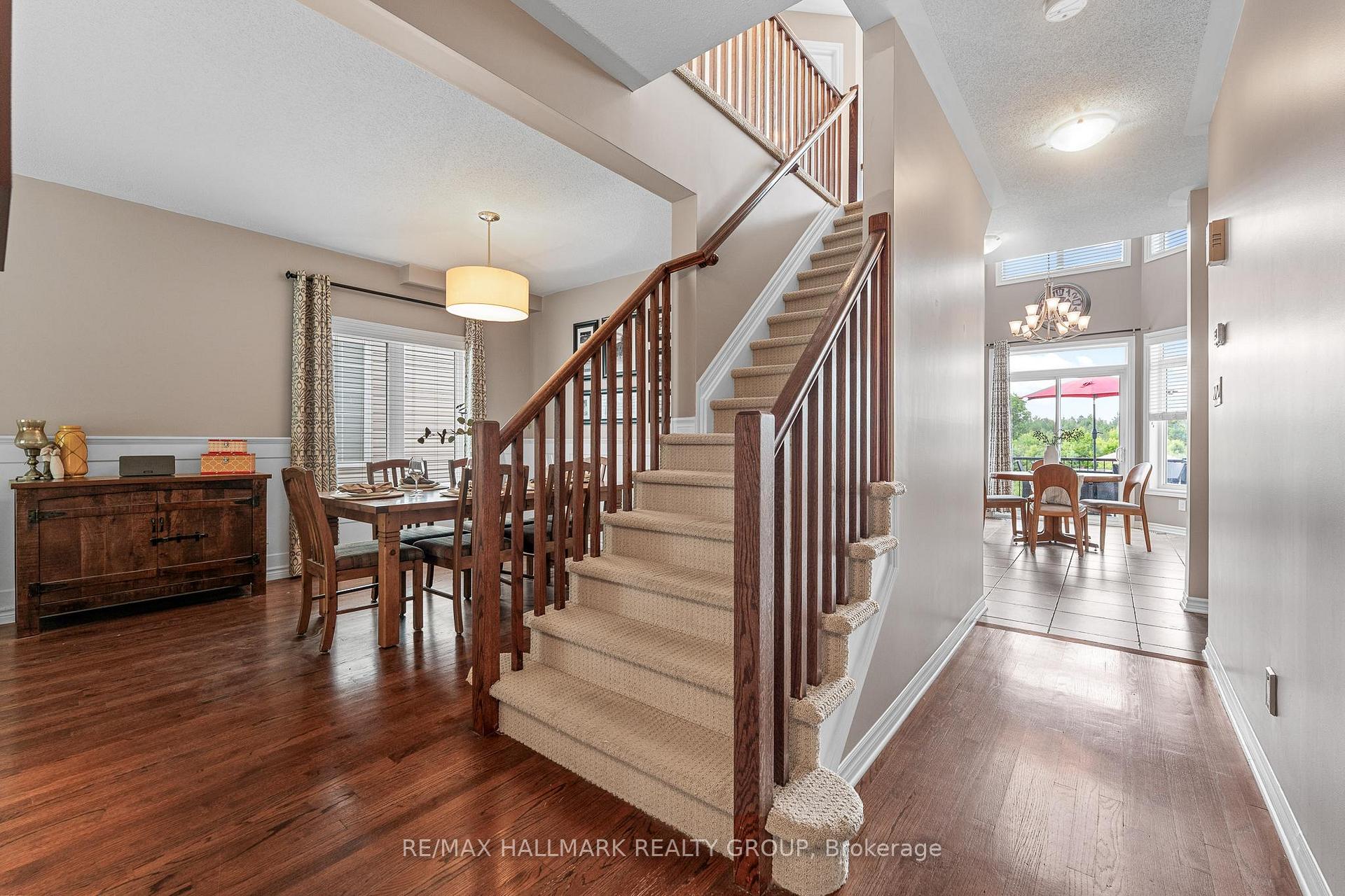 Photo 5 of 182 Felicity Crescent, Ottawa, Mer Bleue/Bradley Estates/Anderson Park — HOMEH