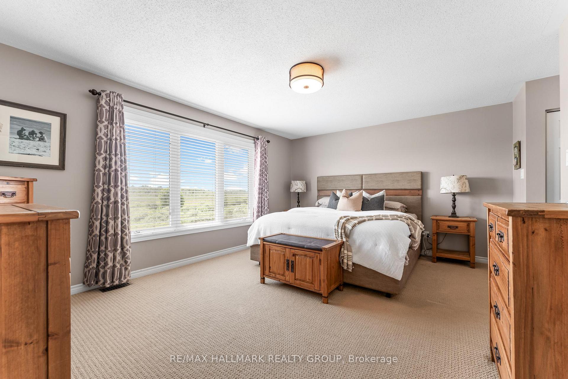 Photo 24 of 182 Felicity Crescent, Ottawa, Mer Bleue/Bradley Estates/Anderson Park — HOMEH