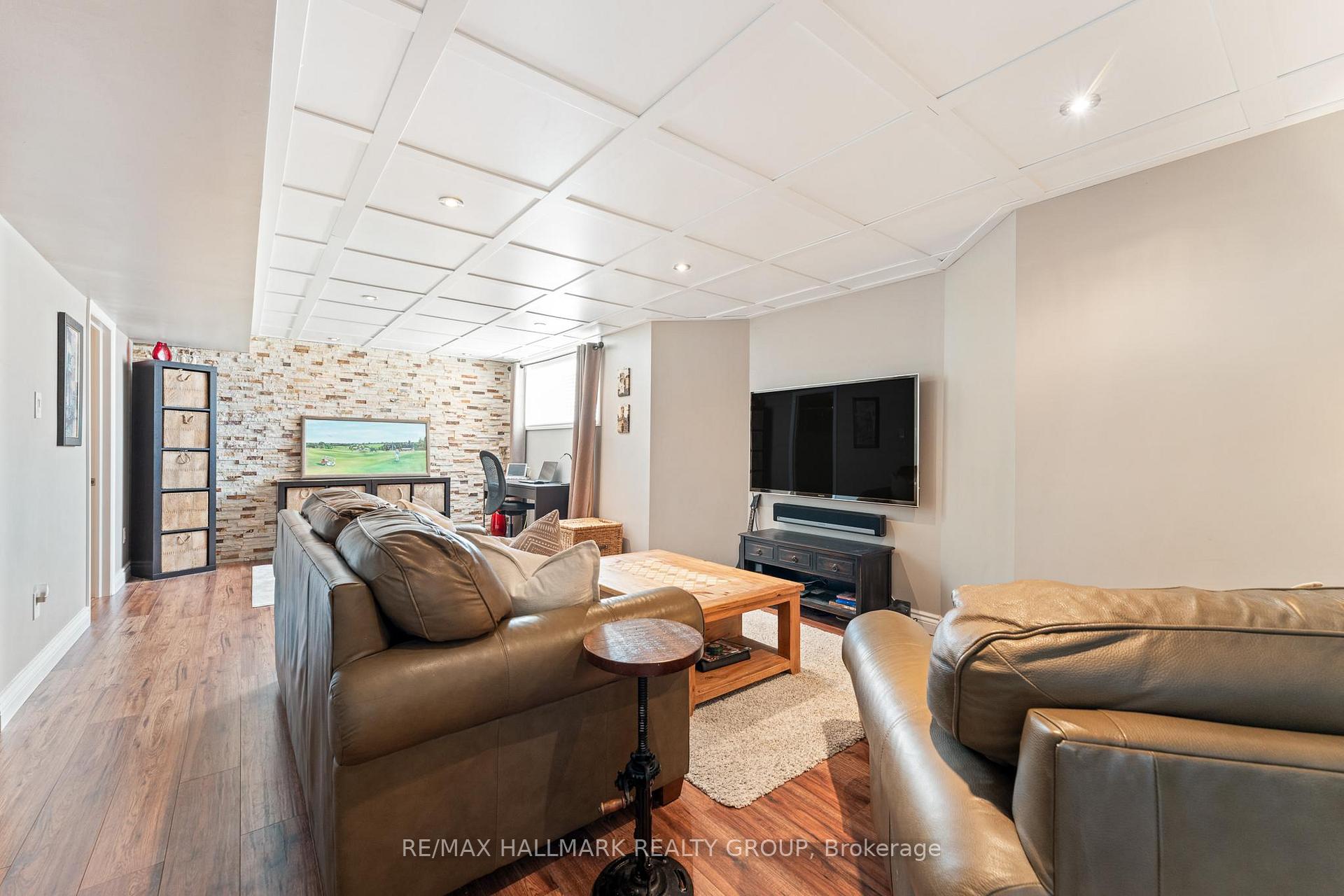 Photo 34 of 182 Felicity Crescent, Ottawa, Mer Bleue/Bradley Estates/Anderson Park — HOMEH