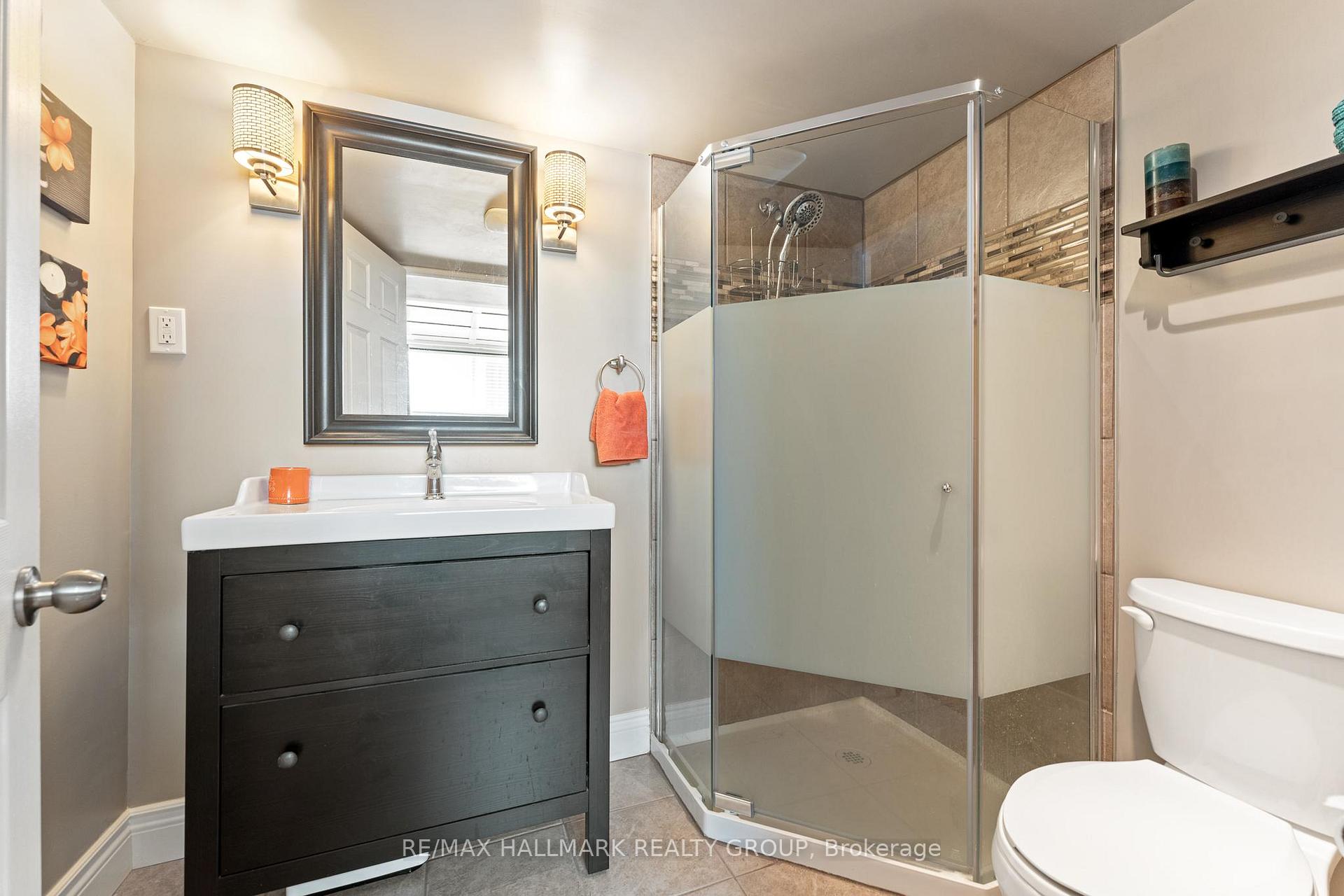 Photo 40 of 182 Felicity Crescent, Ottawa, Mer Bleue/Bradley Estates/Anderson Park — HOMEH