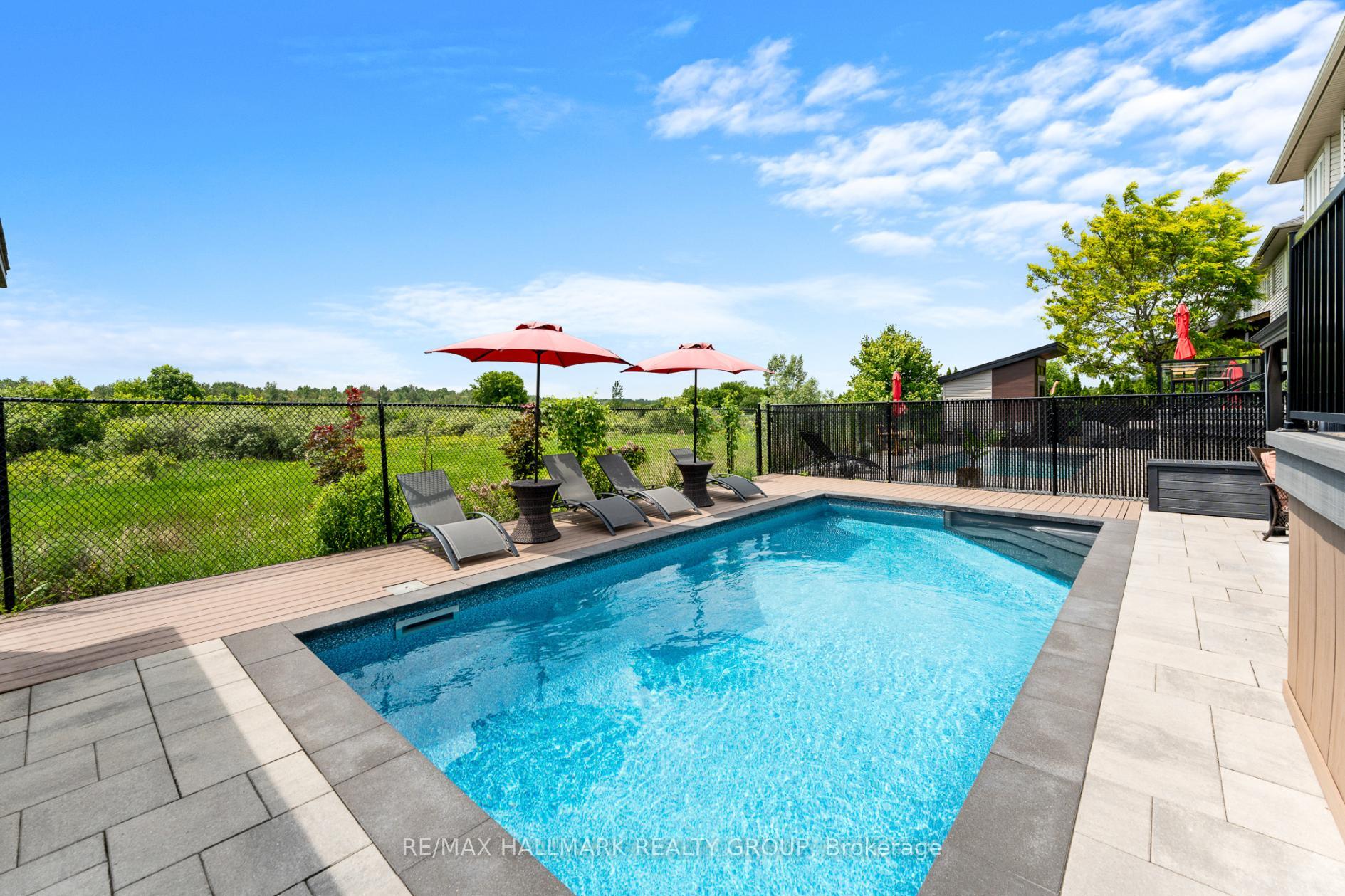 Photo 44 of 182 Felicity Crescent, Ottawa, Mer Bleue/Bradley Estates/Anderson Park — HOMEH