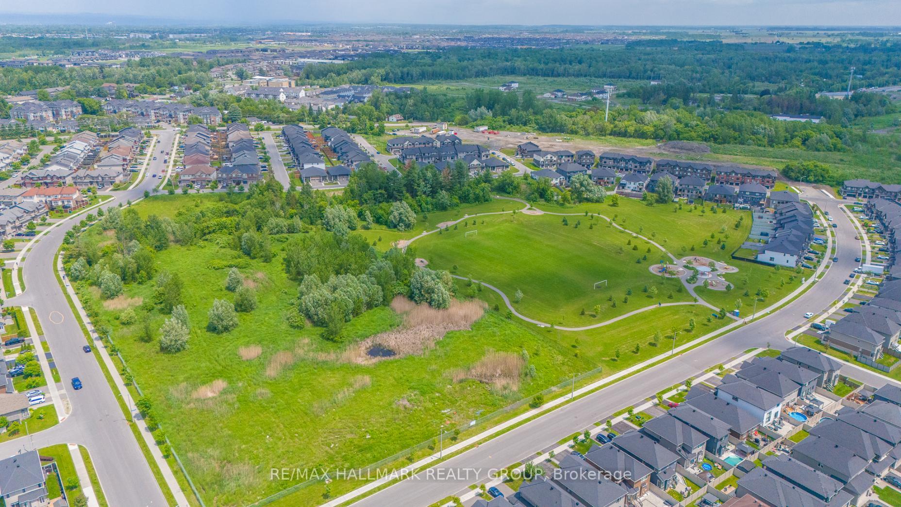 Photo 49 of 182 Felicity Crescent, Ottawa, Mer Bleue/Bradley Estates/Anderson Park — HOMEH