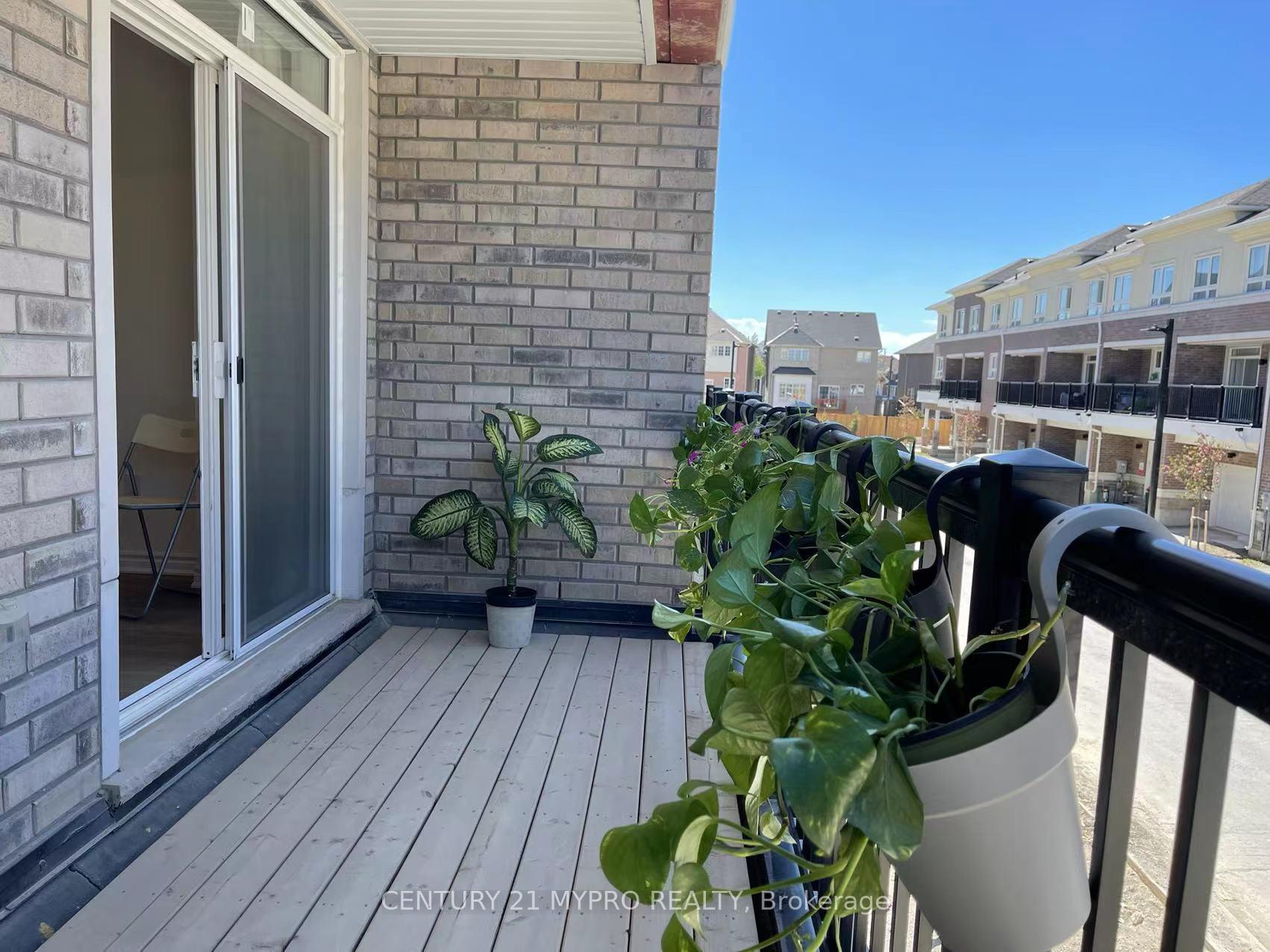 Photo 6 of 80 Chicago Lane, Markham, Wismer — HOMEH