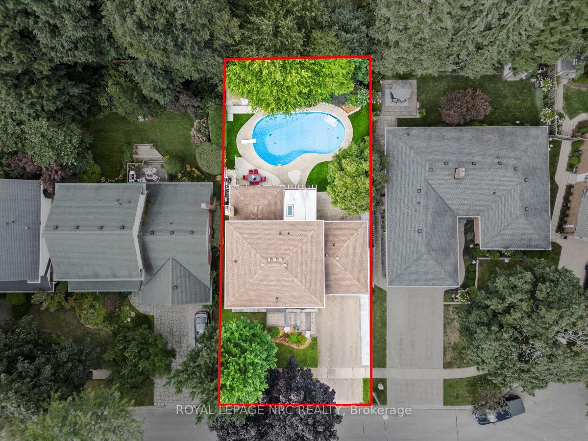 Photo 2 of 46 Millbridge Crescent, Pelham, Fonthill — HOMEH