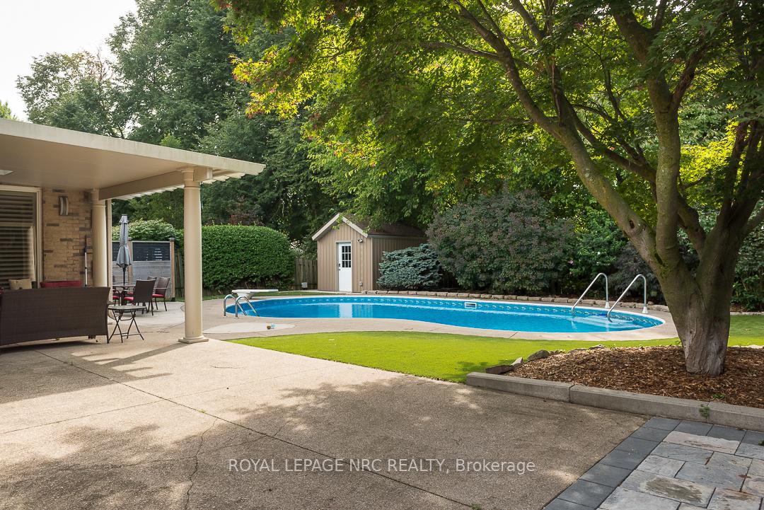 Photo 37 of 46 Millbridge Crescent, Pelham, Fonthill — HOMEH