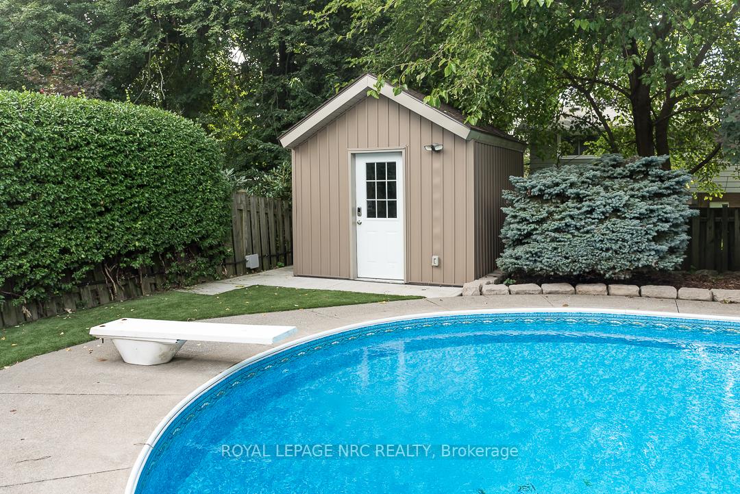 Photo 41 of 46 Millbridge Crescent, Pelham, Fonthill — HOMEH