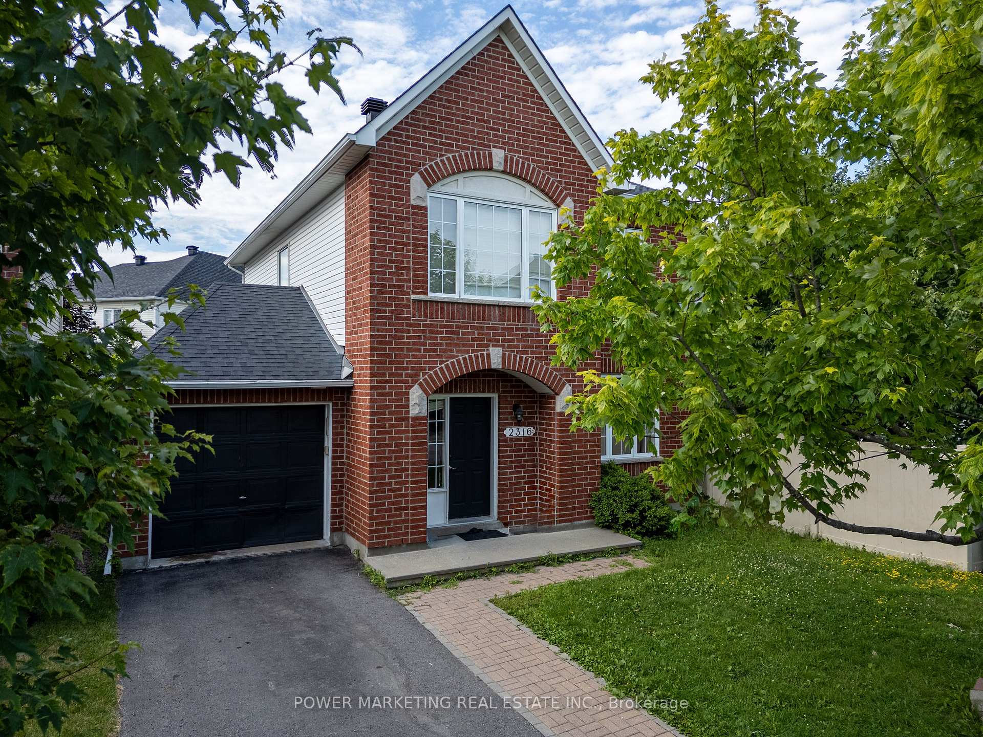 Front of 2316 Longwater Street