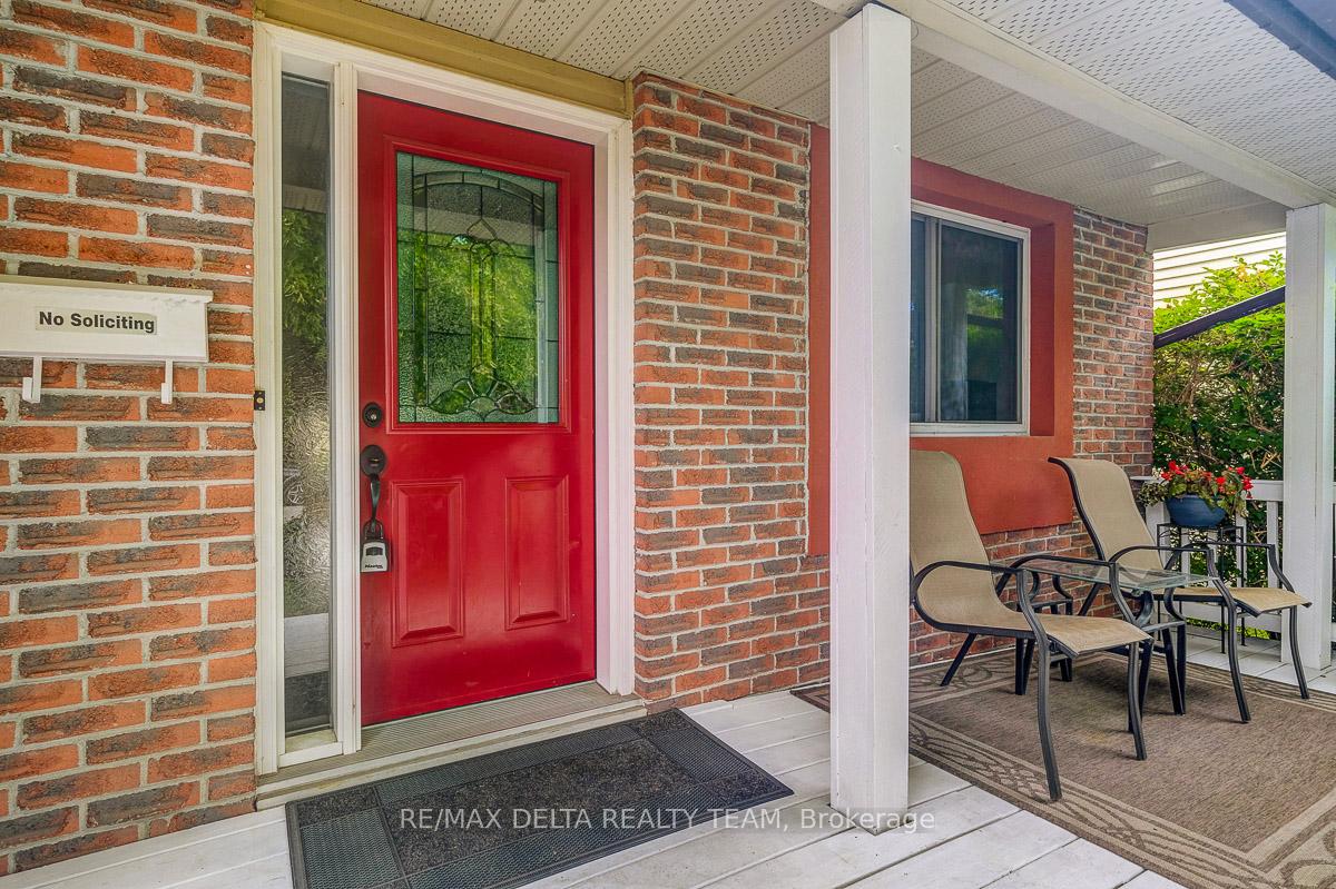 Photo 4 of 337 Bonair Drive, Ottawa, Queenswood Heights South — HOMEH