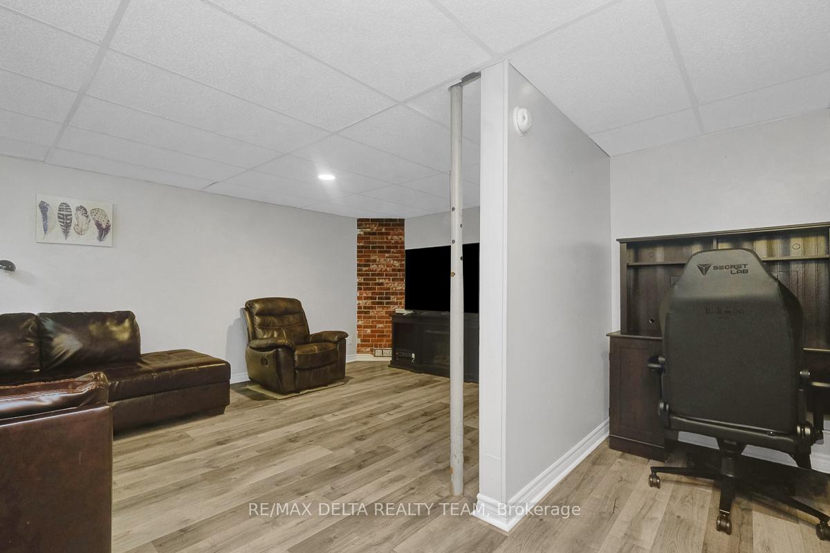 Photo 23 of 337 Bonair Drive, Ottawa, Queenswood Heights South — HOMEH