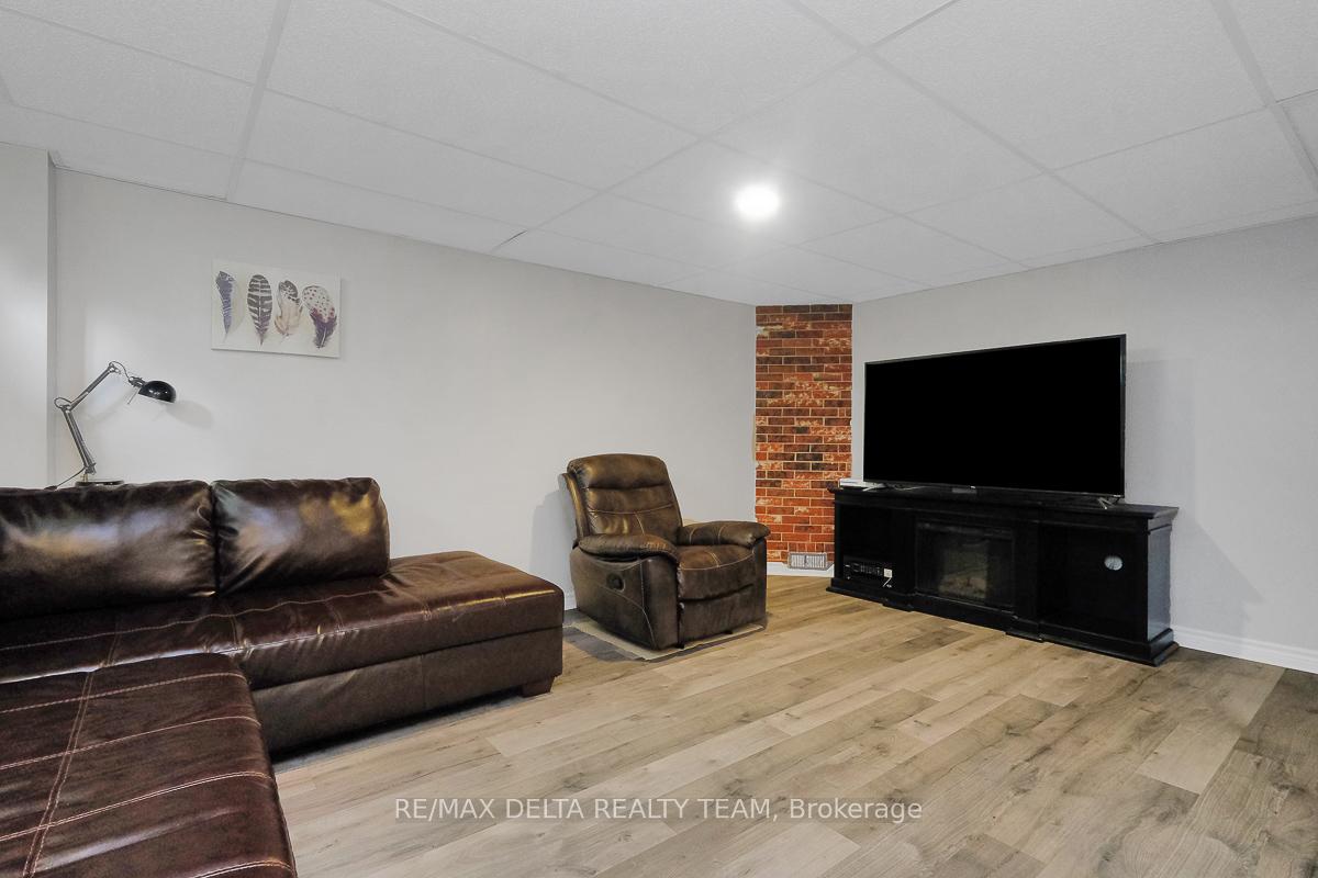 Photo 26 of 337 Bonair Drive, Ottawa, Queenswood Heights South — HOMEH
