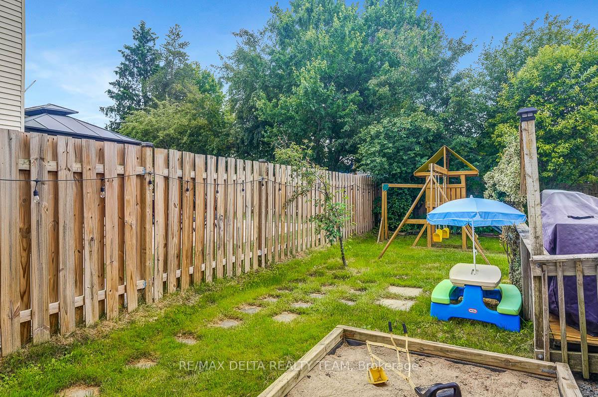 Photo 34 of 337 Bonair Drive, Ottawa, Queenswood Heights South — HOMEH