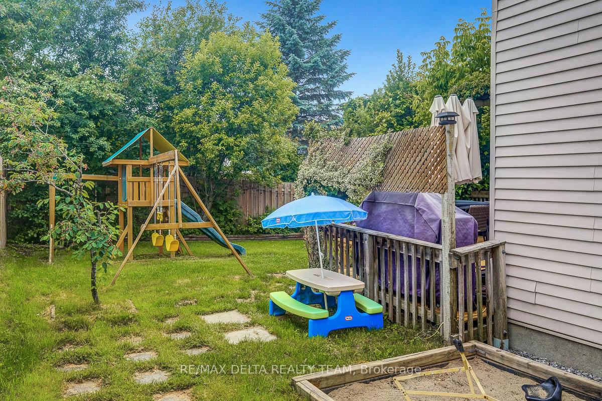 Photo 35 of 337 Bonair Drive, Ottawa, Queenswood Heights South — HOMEH
