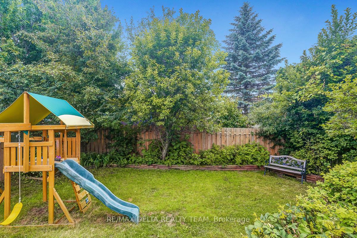 Photo 36 of 337 Bonair Drive, Ottawa, Queenswood Heights South — HOMEH