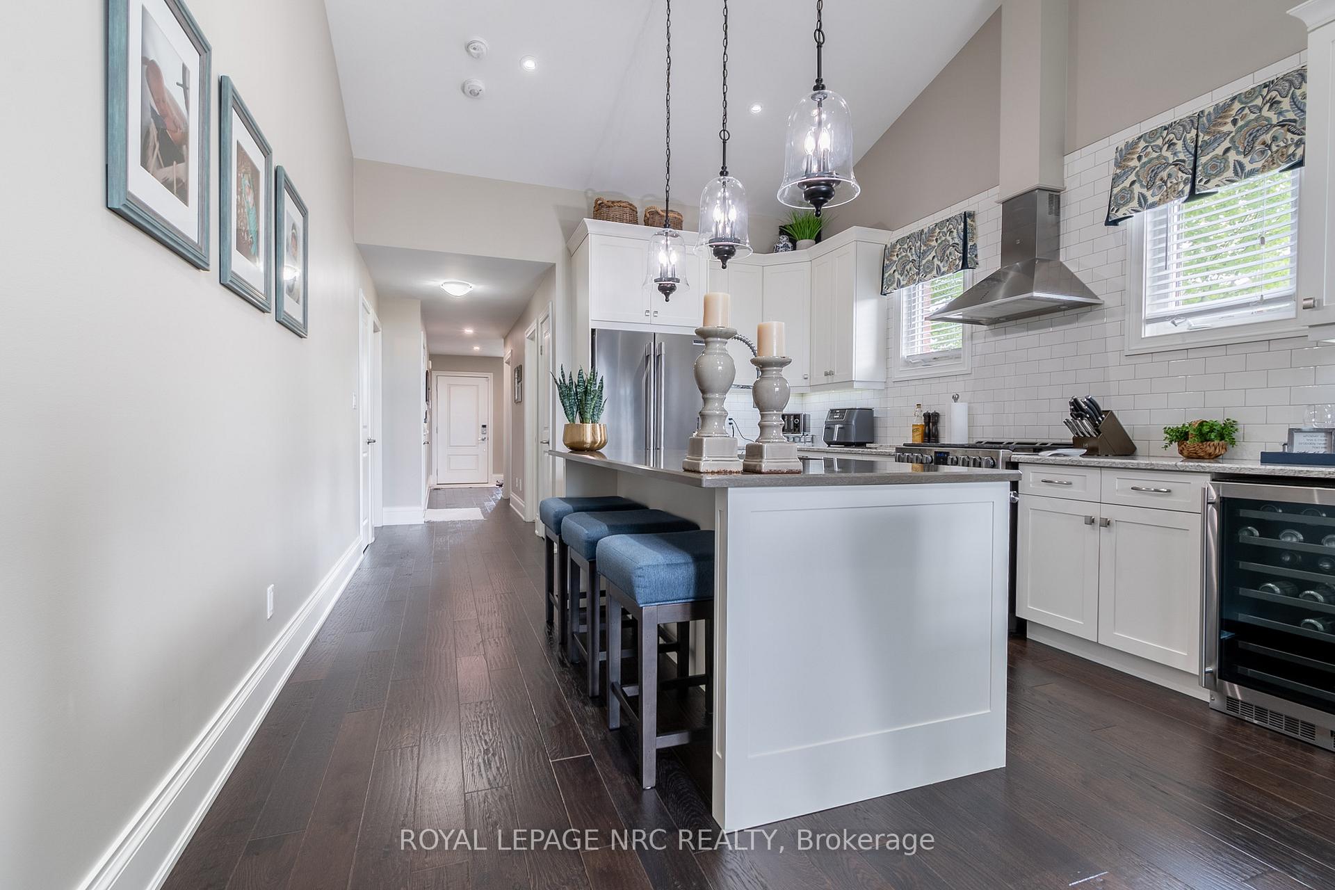 Photo 15 of 4 Kline Crescent, Pelham, Fonthill — HOMEH