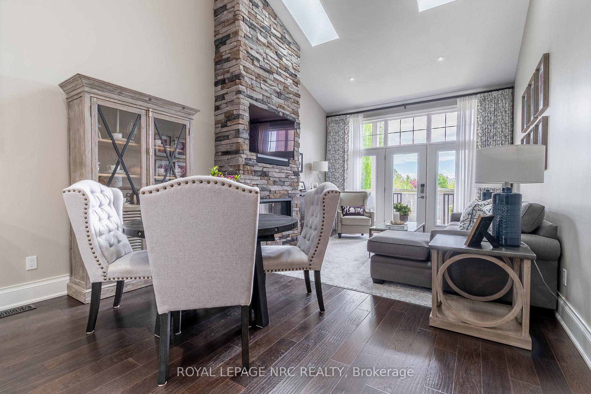 Photo 16 of 4 Kline Crescent, Pelham, Fonthill — HOMEH