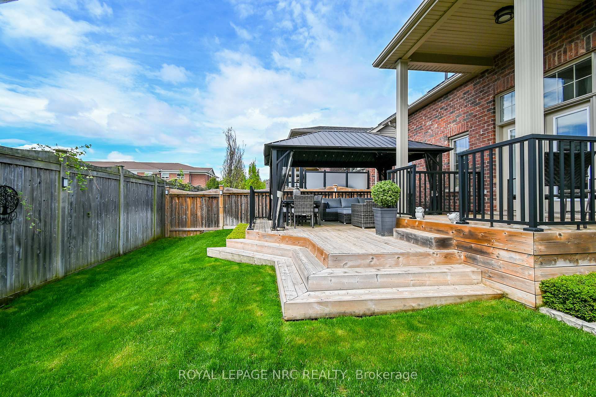 Photo 32 of 4 Kline Crescent, Pelham, Fonthill — HOMEH
