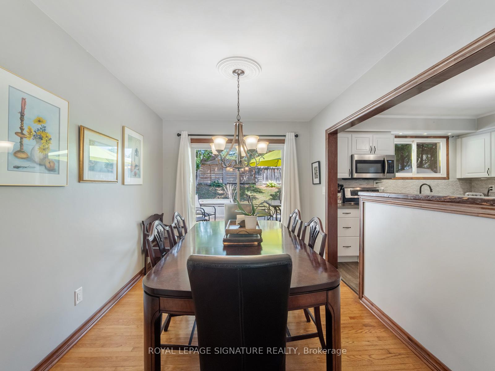 Photo 7 of 446 Bernhard Crescent, Oshawa, O'Neill — HOMEH