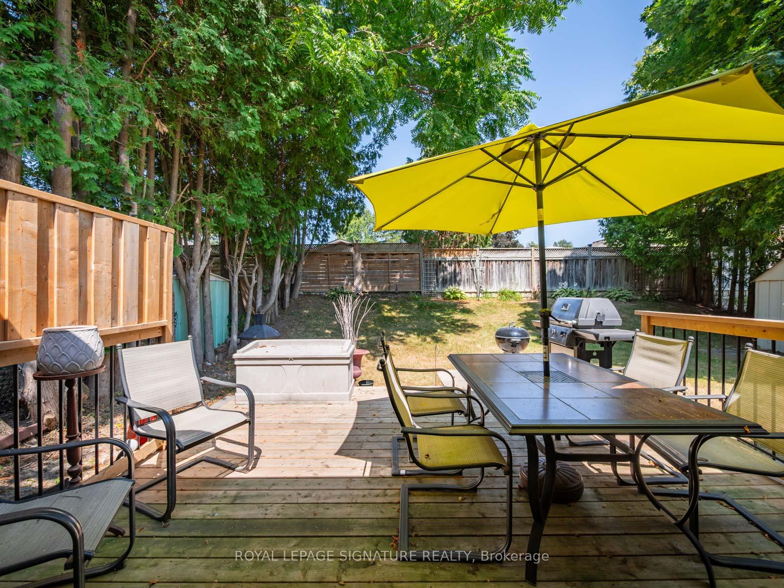 Photo 23 of 446 Bernhard Crescent, Oshawa, O'Neill — HOMEH