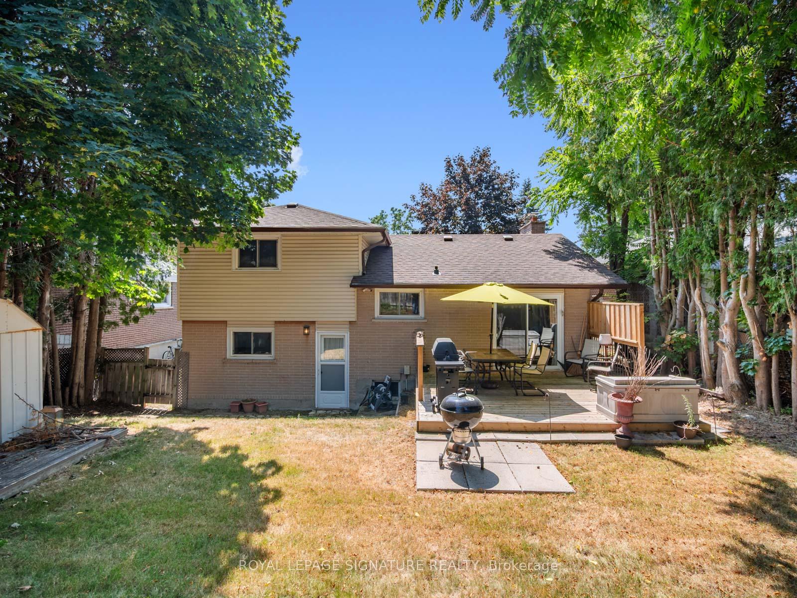 Photo 28 of 446 Bernhard Crescent, Oshawa, O'Neill — HOMEH