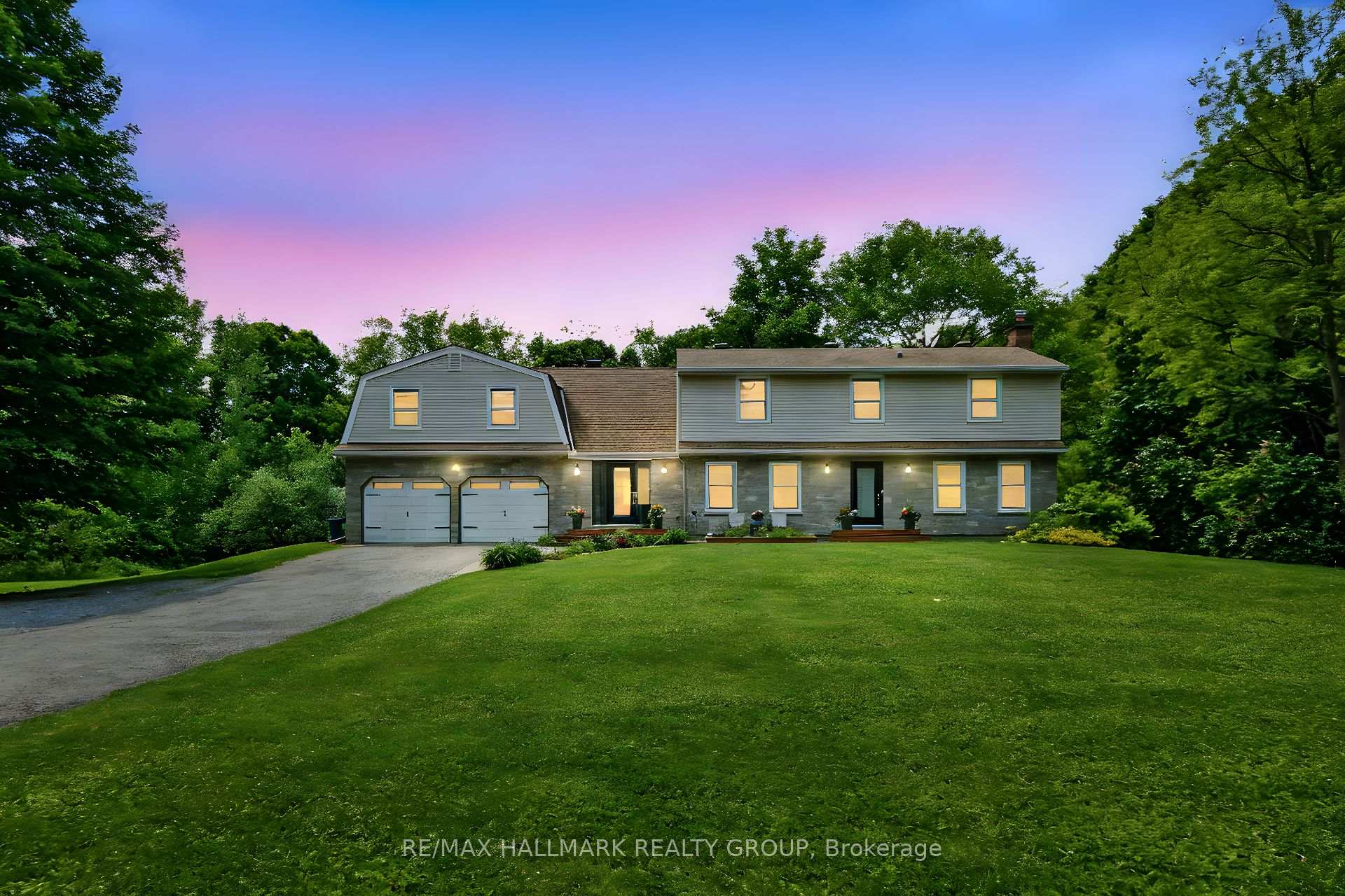 Photo 1 of 1430 Royal Maple Drive, Ottawa, Cumberland Ridge — HOMEH