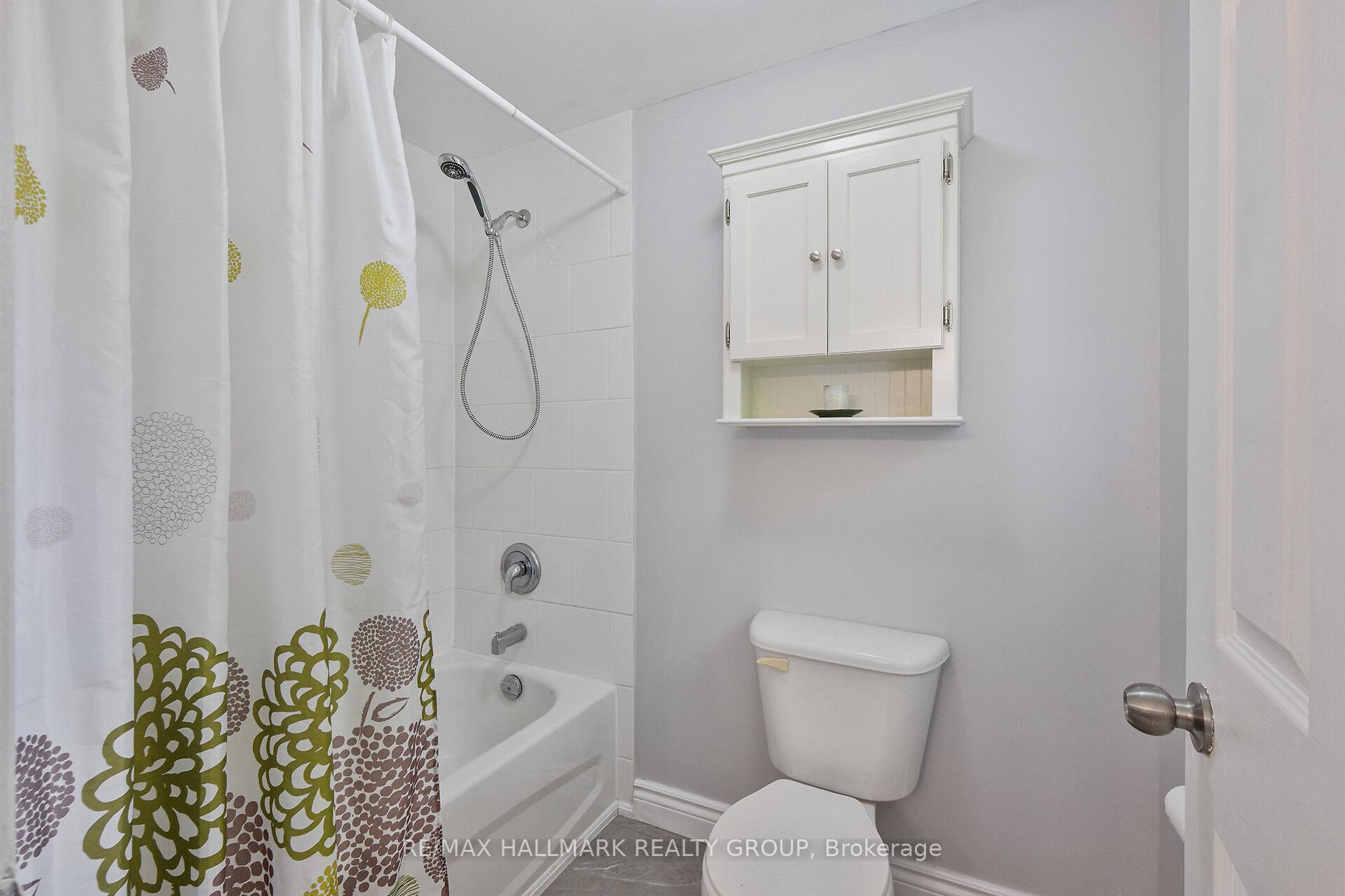 Photo 28 of 1430 Royal Maple Drive, Ottawa, Cumberland Ridge — HOMEH