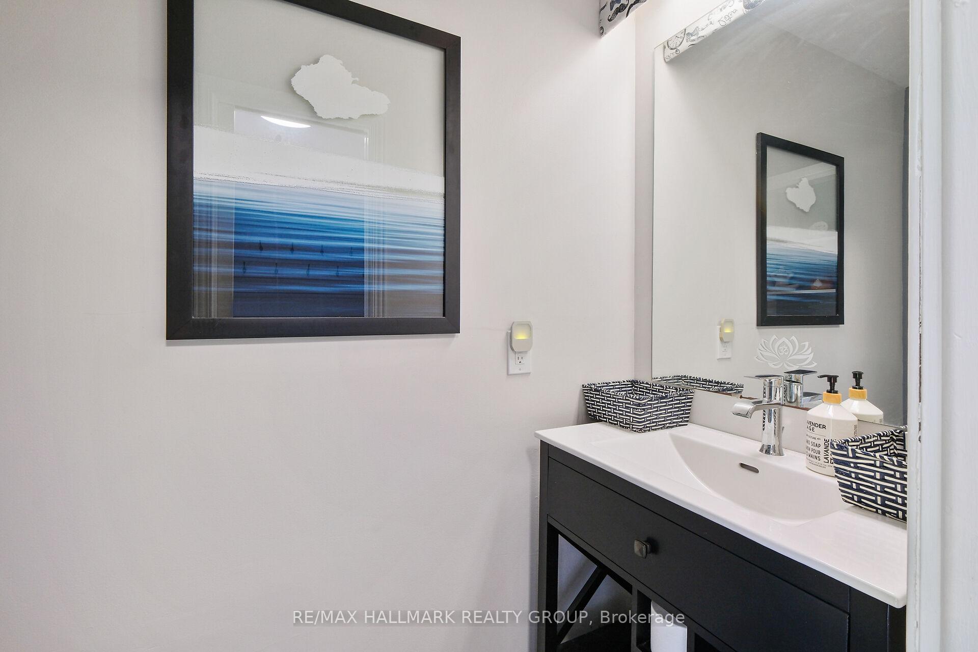 Photo 37 of 1430 Royal Maple Drive, Ottawa, Cumberland Ridge — HOMEH
