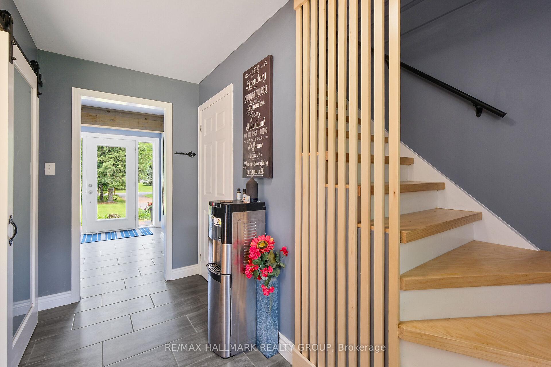 Photo 38 of 1430 Royal Maple Drive, Ottawa, Cumberland Ridge — HOMEH
