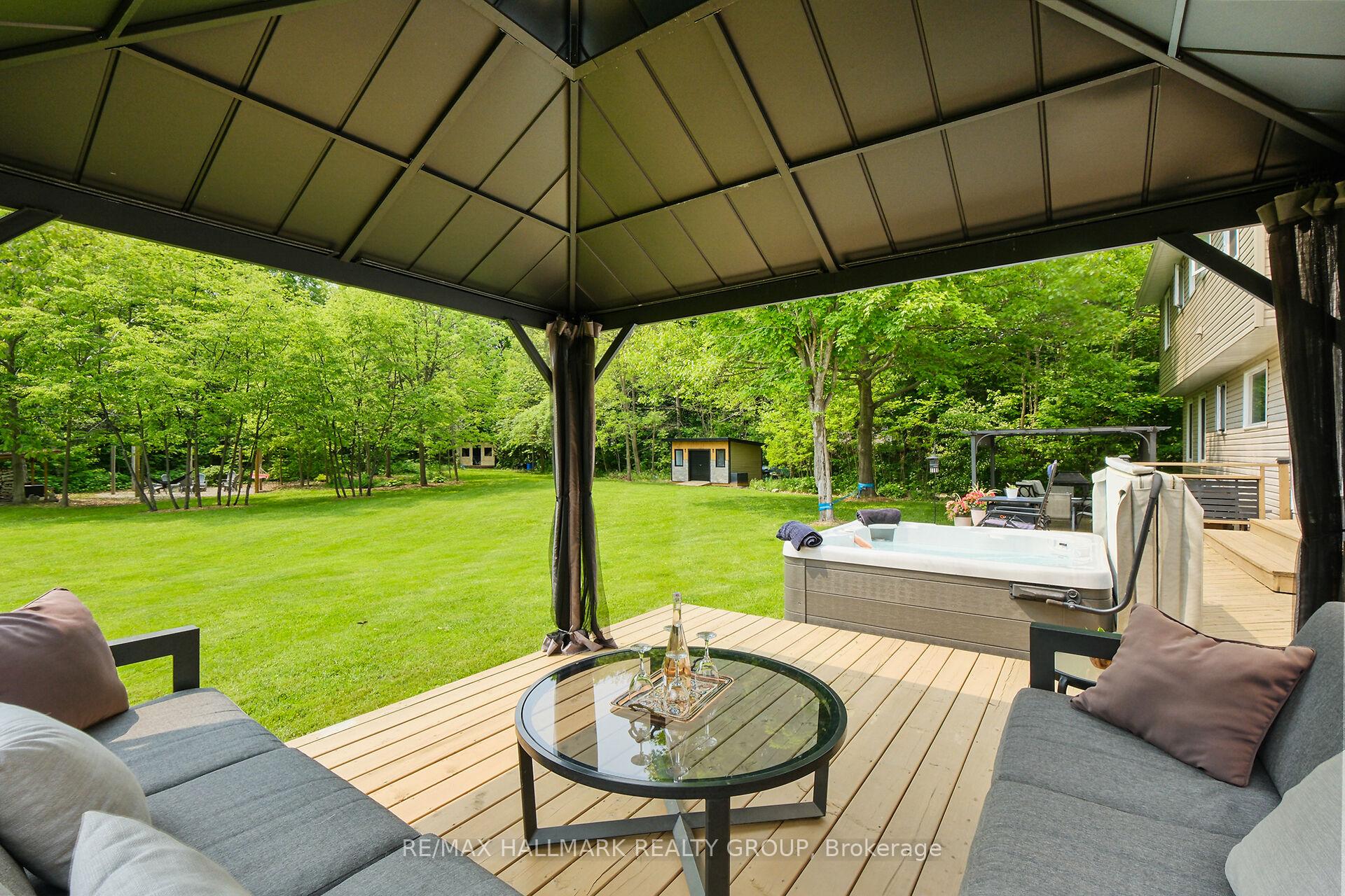 Photo 44 of 1430 Royal Maple Drive, Ottawa, Cumberland Ridge — HOMEH