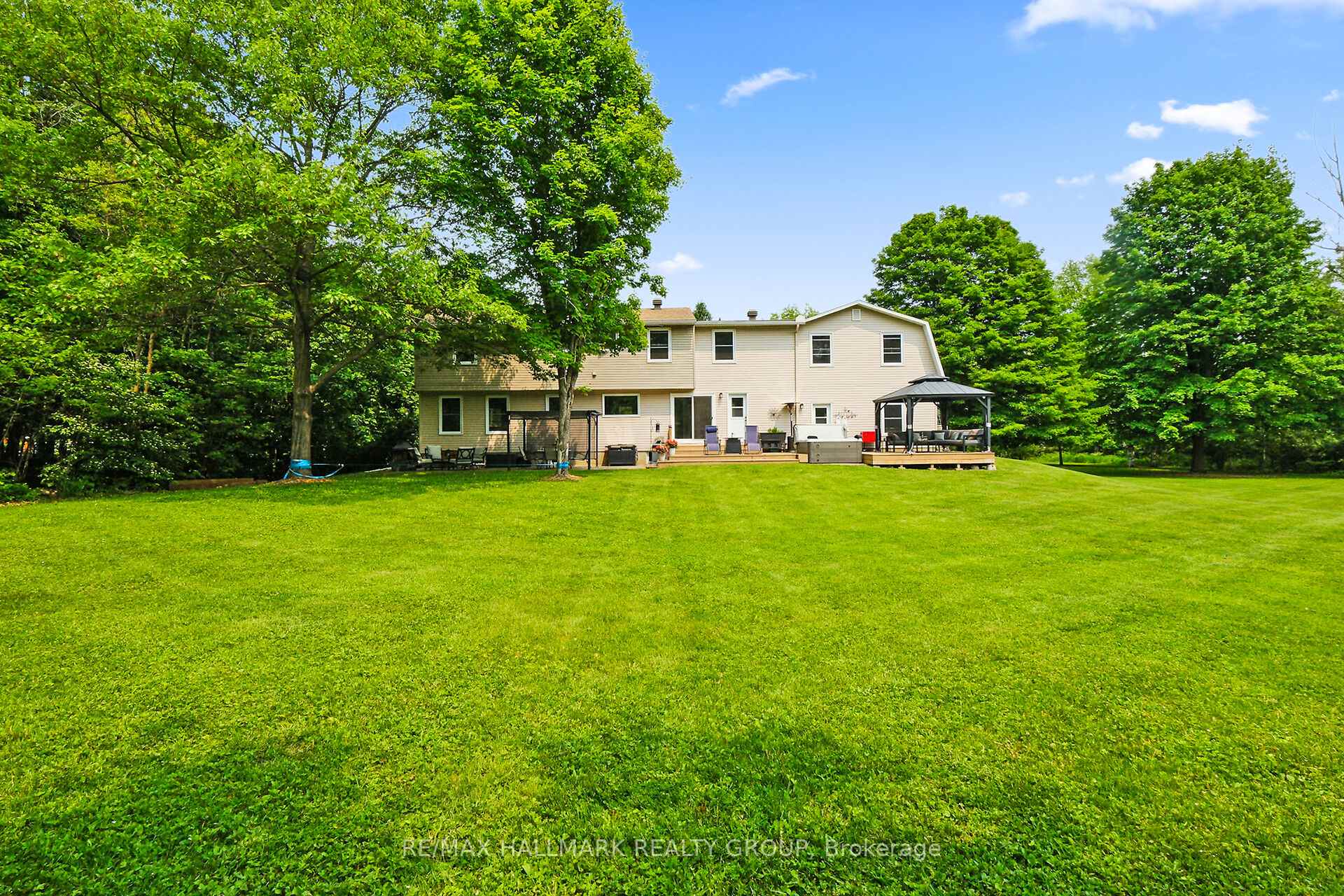 Photo 45 of 1430 Royal Maple Drive, Ottawa, Cumberland Ridge — HOMEH