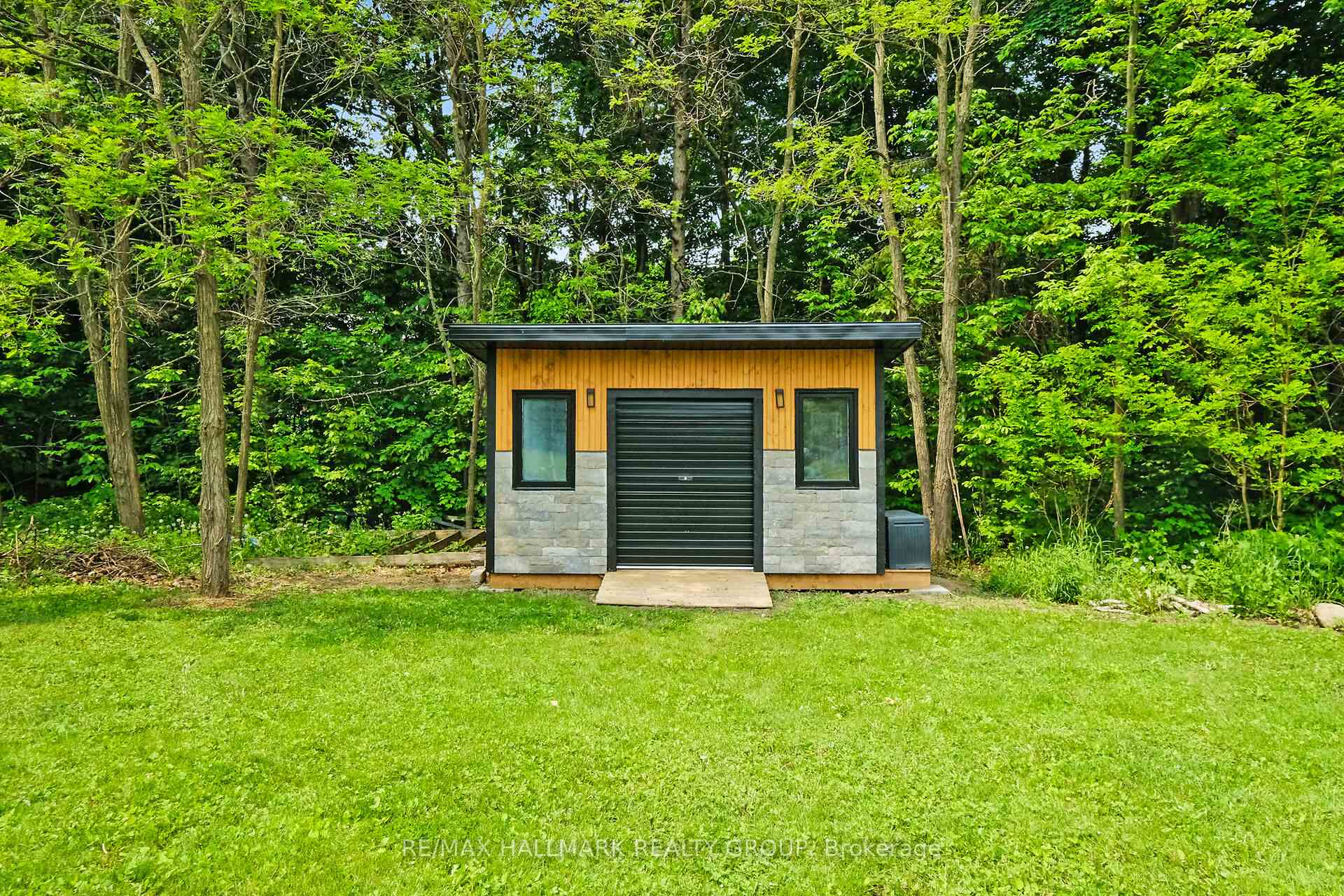 Photo 47 of 1430 Royal Maple Drive, Ottawa, Cumberland Ridge — HOMEH