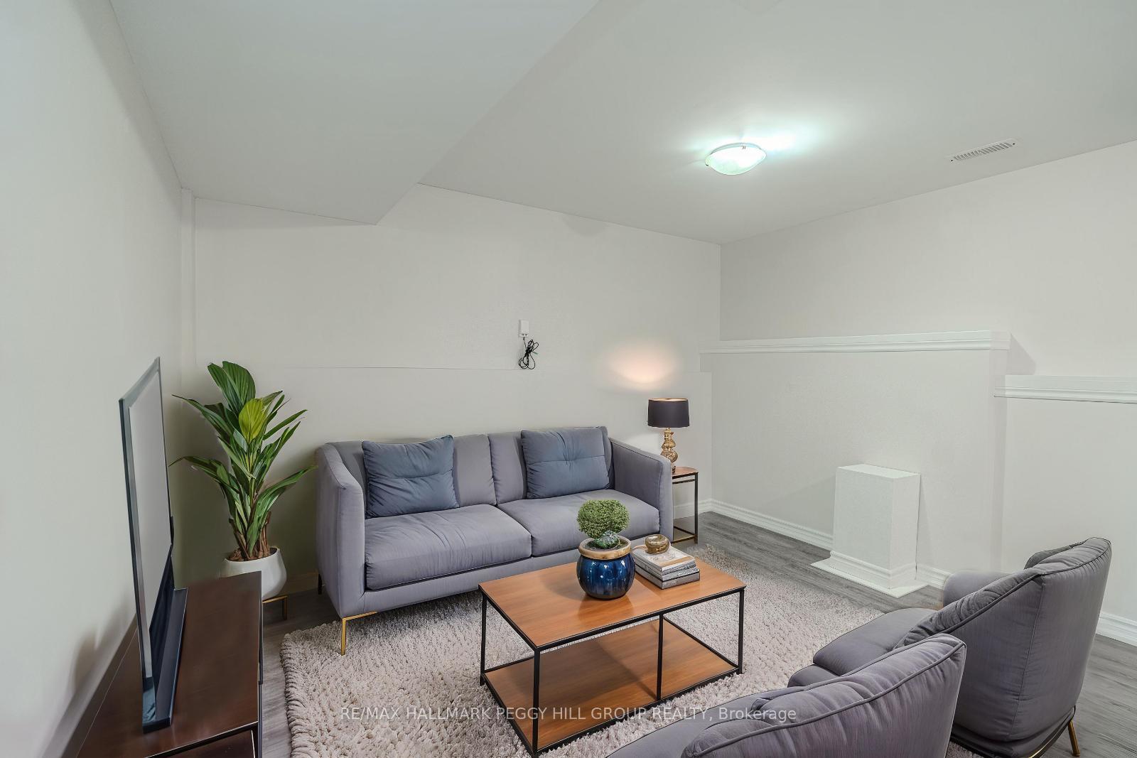 Photo 12 of 19 Korlea Crescent, Orillia — HOMEH