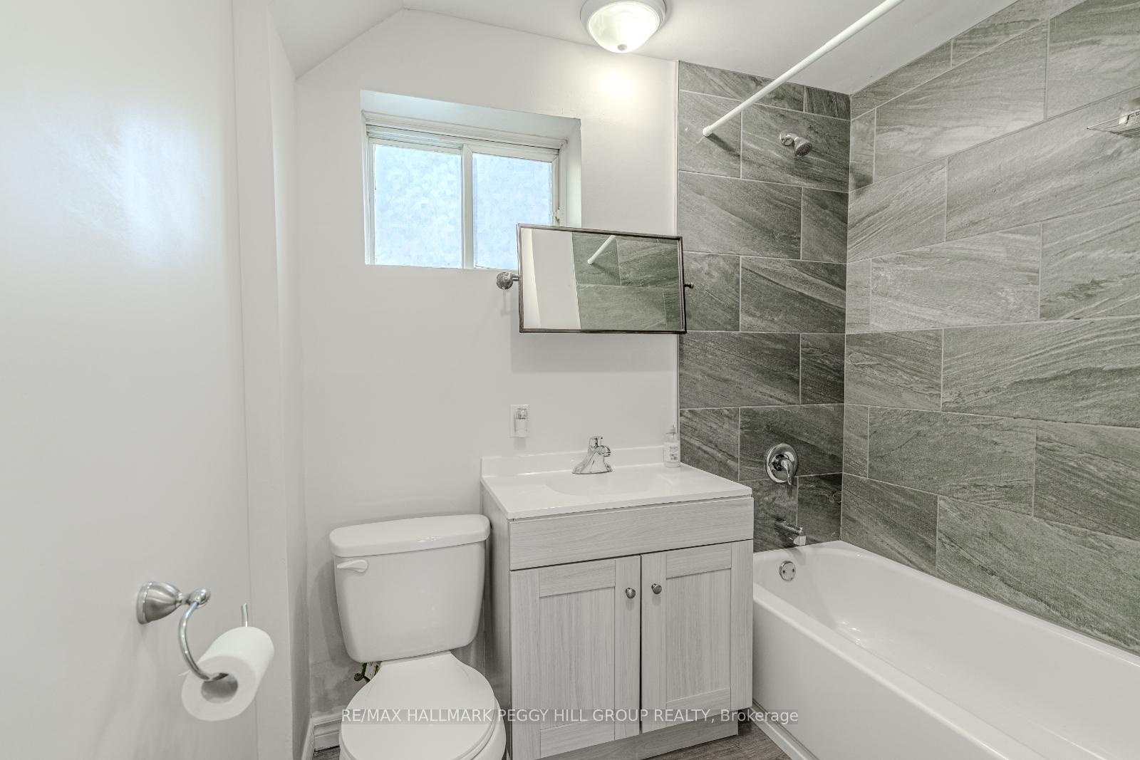 Photo 15 of 19 Korlea Crescent, Orillia — HOMEH