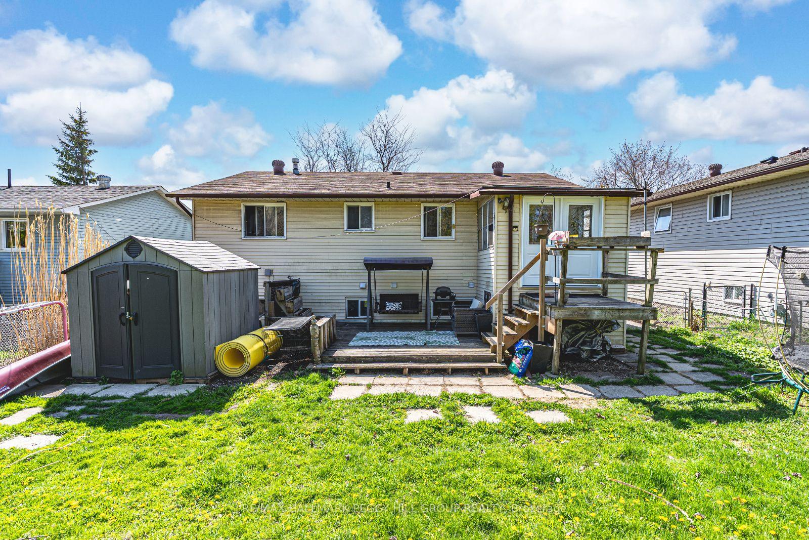 Photo 20 of 19 Korlea Crescent, Orillia — HOMEH