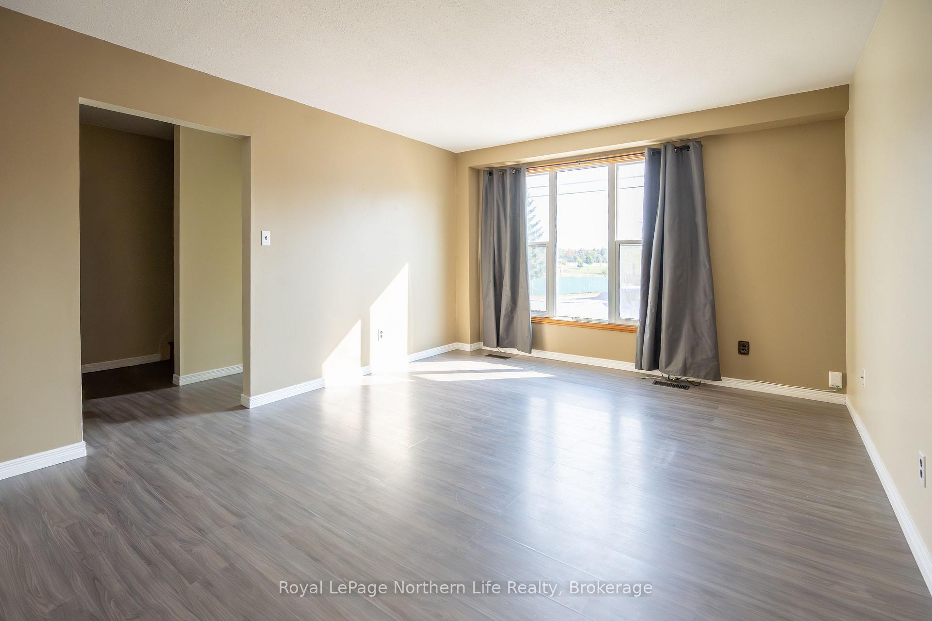Photo 7 of 224 Lake Heights Road, North Bay, Birchaven — HOMEH