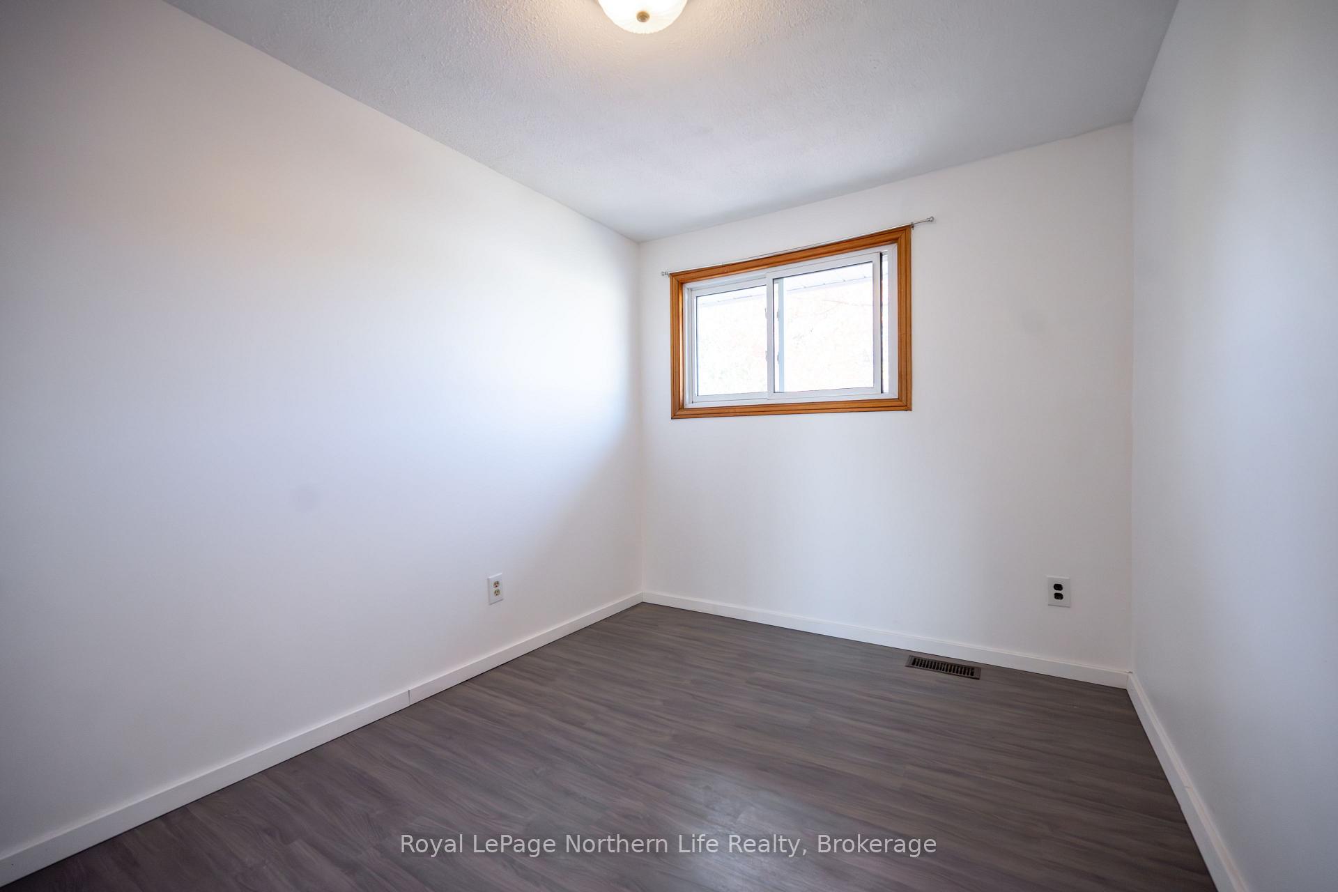 Photo 17 of 224 Lake Heights Road, North Bay, Birchaven — HOMEH