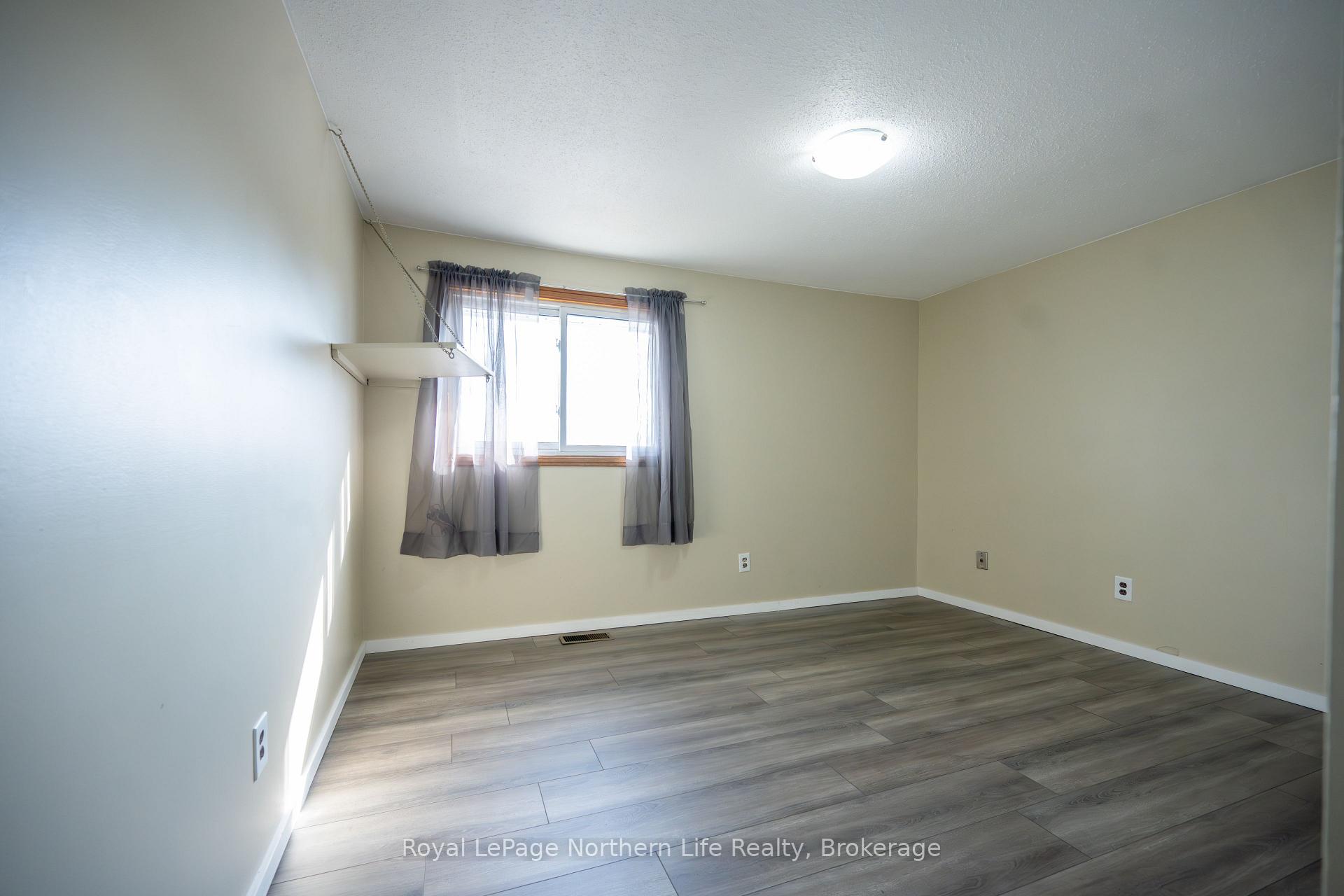Photo 19 of 224 Lake Heights Road, North Bay, Birchaven — HOMEH