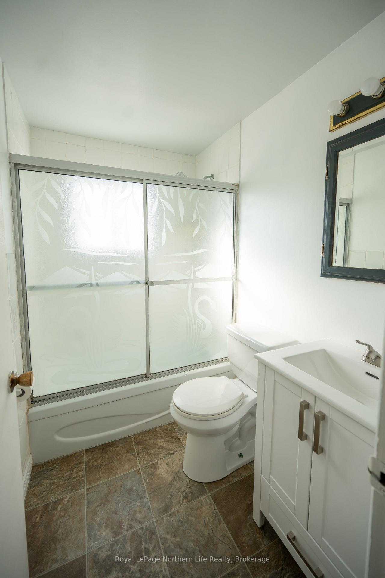 Photo 26 of 224 Lake Heights Road, North Bay, Birchaven — HOMEH