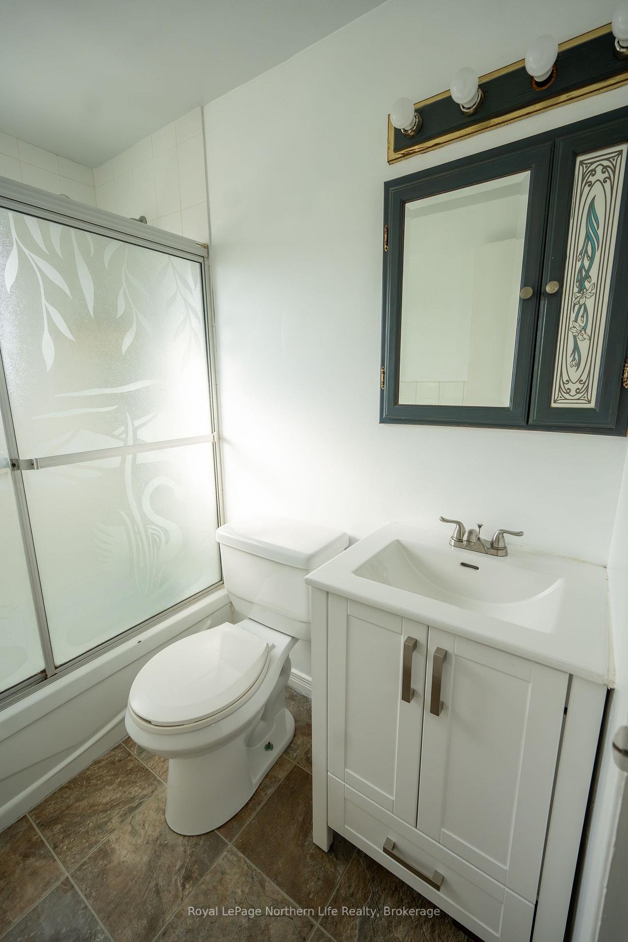 Photo 27 of 224 Lake Heights Road, North Bay, Birchaven — HOMEH