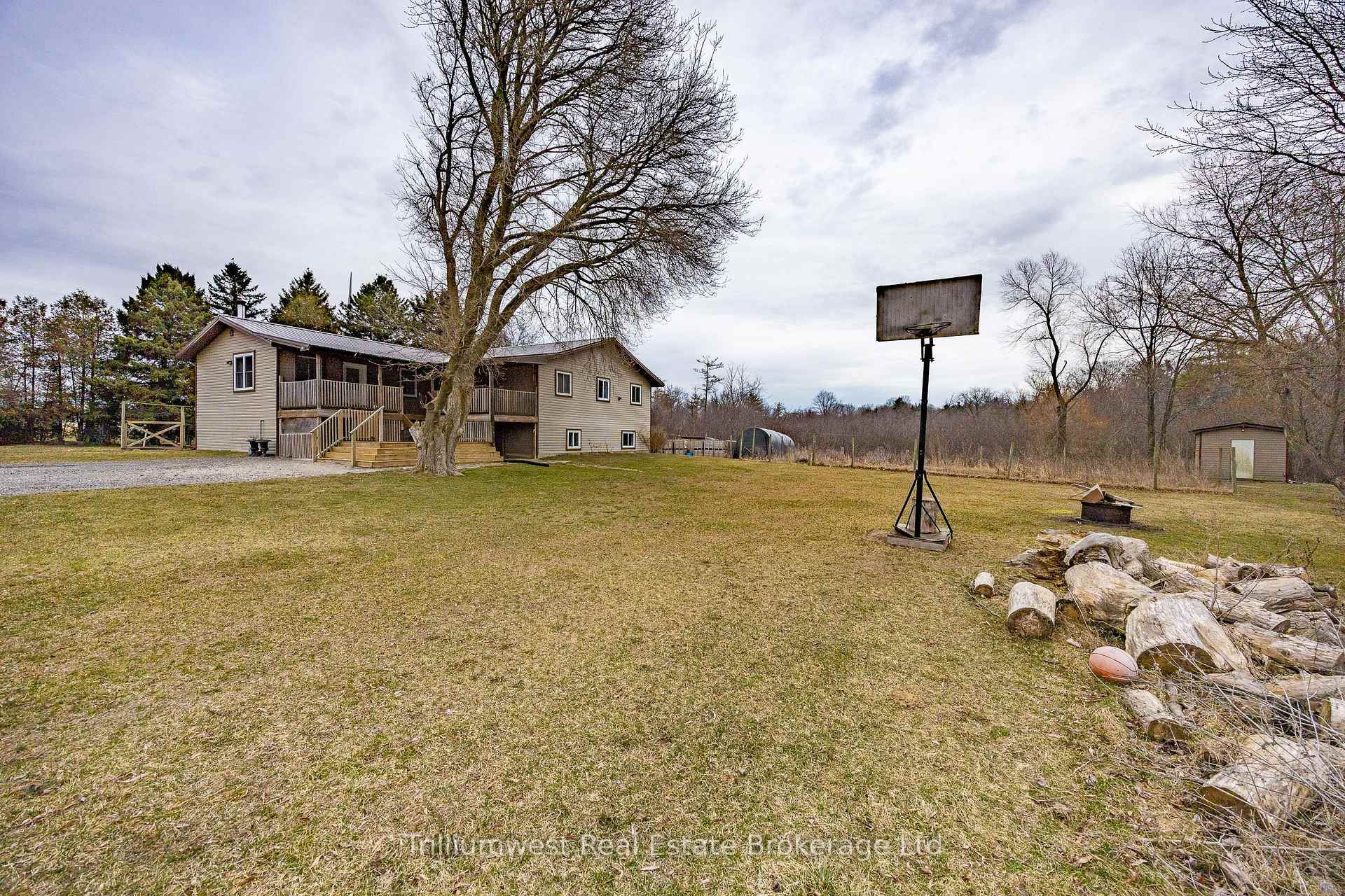 Photo 2 of 84 5th Concession Road, Norfolk, Rural Houghton — HOMEH