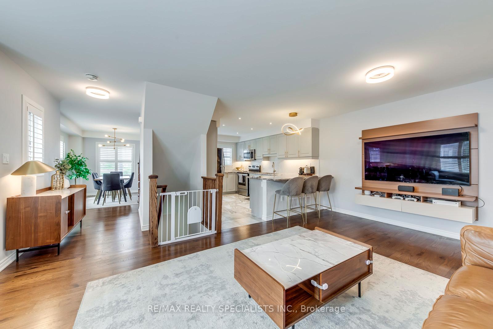 Photo 35 of Unit 25, 1000 Asleton Boulevard, Milton, Willmott — HOMEH
