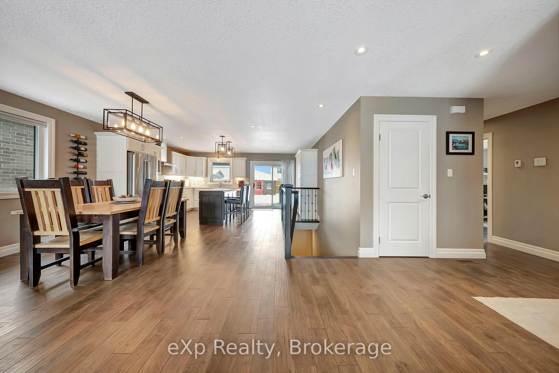 Photo 10 of 975 Reserve Avenue S, North Perth, Listowel — HOMEH