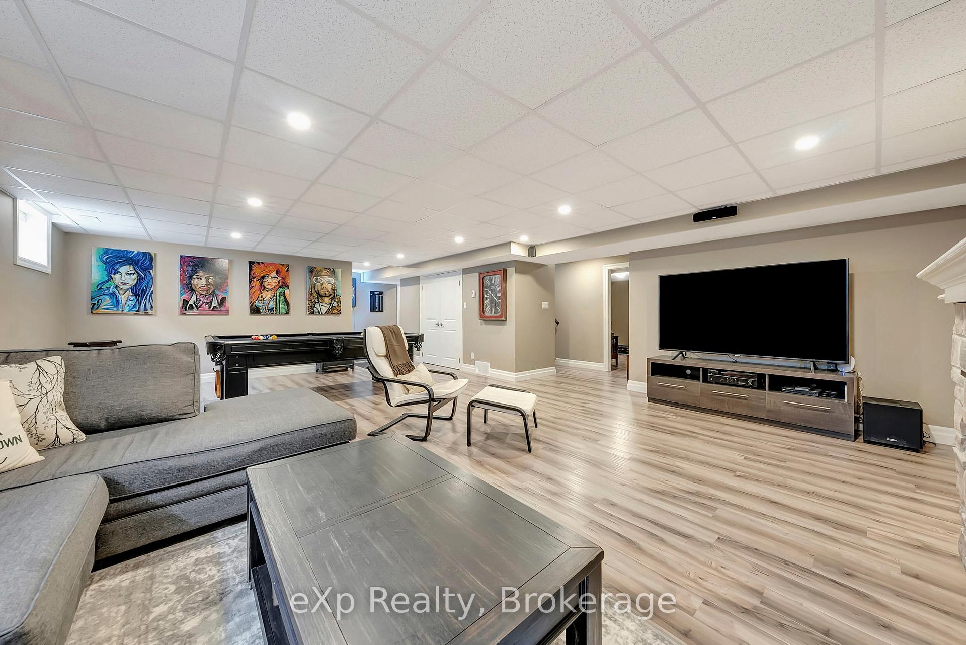 Photo 24 of 975 Reserve Avenue S, North Perth, Listowel — HOMEH