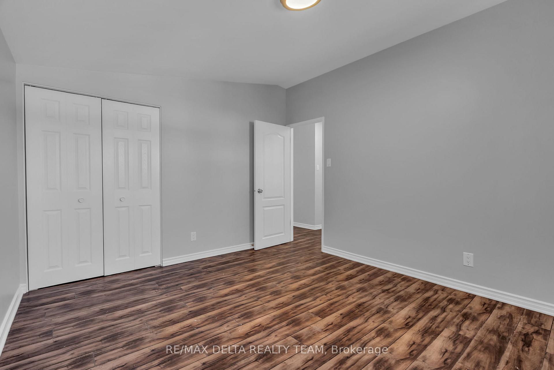 Photo 21 of 239 Tompkins Avenue, Ottawa, Bilberry Creek/Queenswood Heights — HOMEH