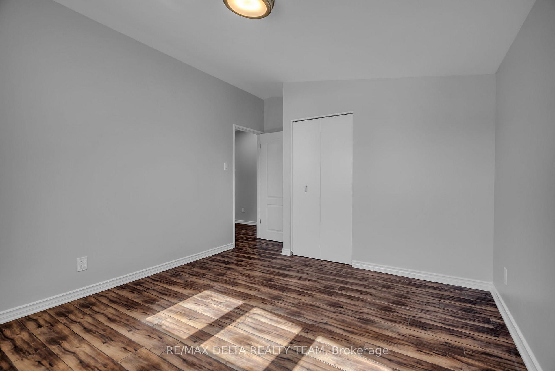 Photo 23 of 239 Tompkins Avenue, Ottawa, Bilberry Creek/Queenswood Heights — HOMEH