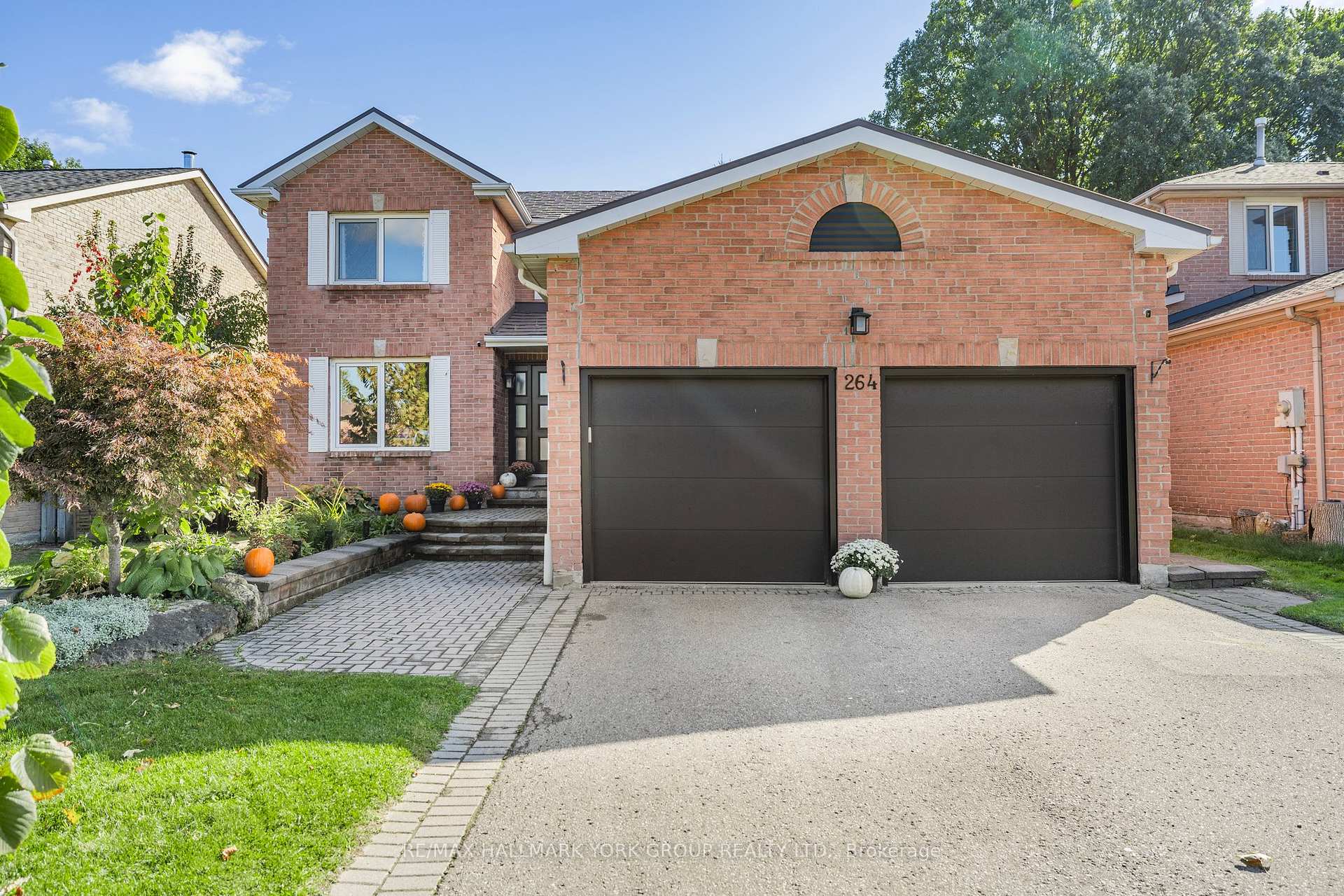 Front of 264 Mccaffrey Road